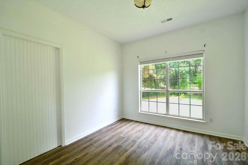 8406 Bedford Green Lane — Charlotte