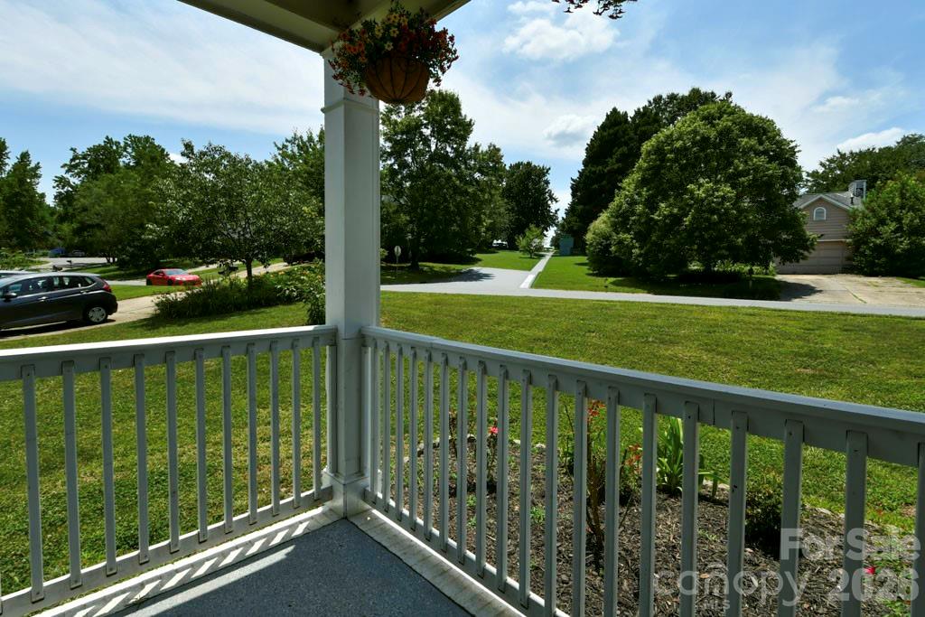 8406 Bedford Green Lane — Charlotte