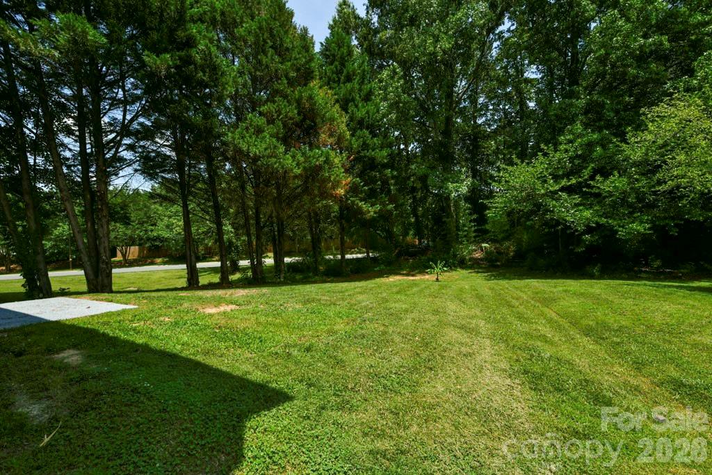 8406 Bedford Green Lane — Charlotte