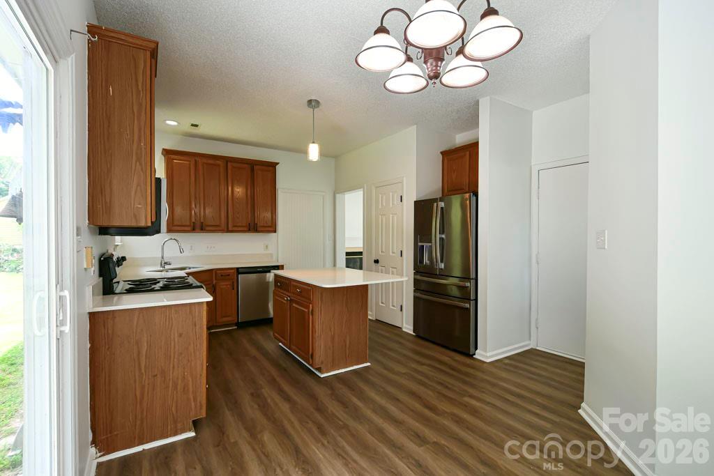 8406 Bedford Green Lane — Charlotte