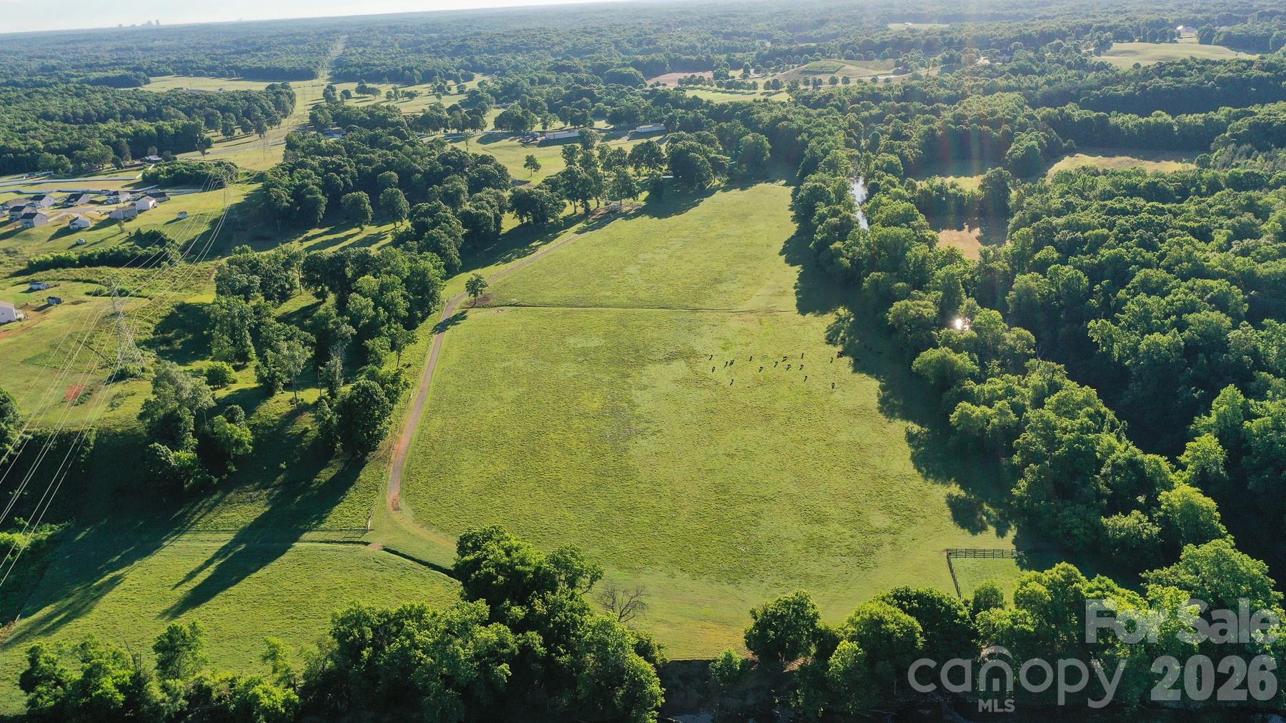8504 Hampton Road — Clemmons