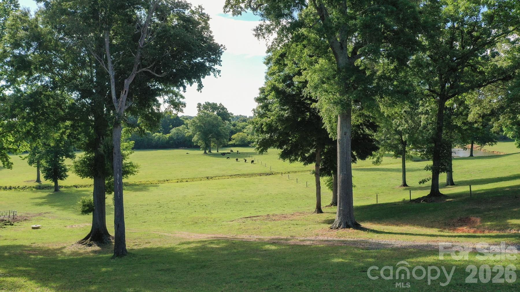 8504 Hampton Road — Clemmons