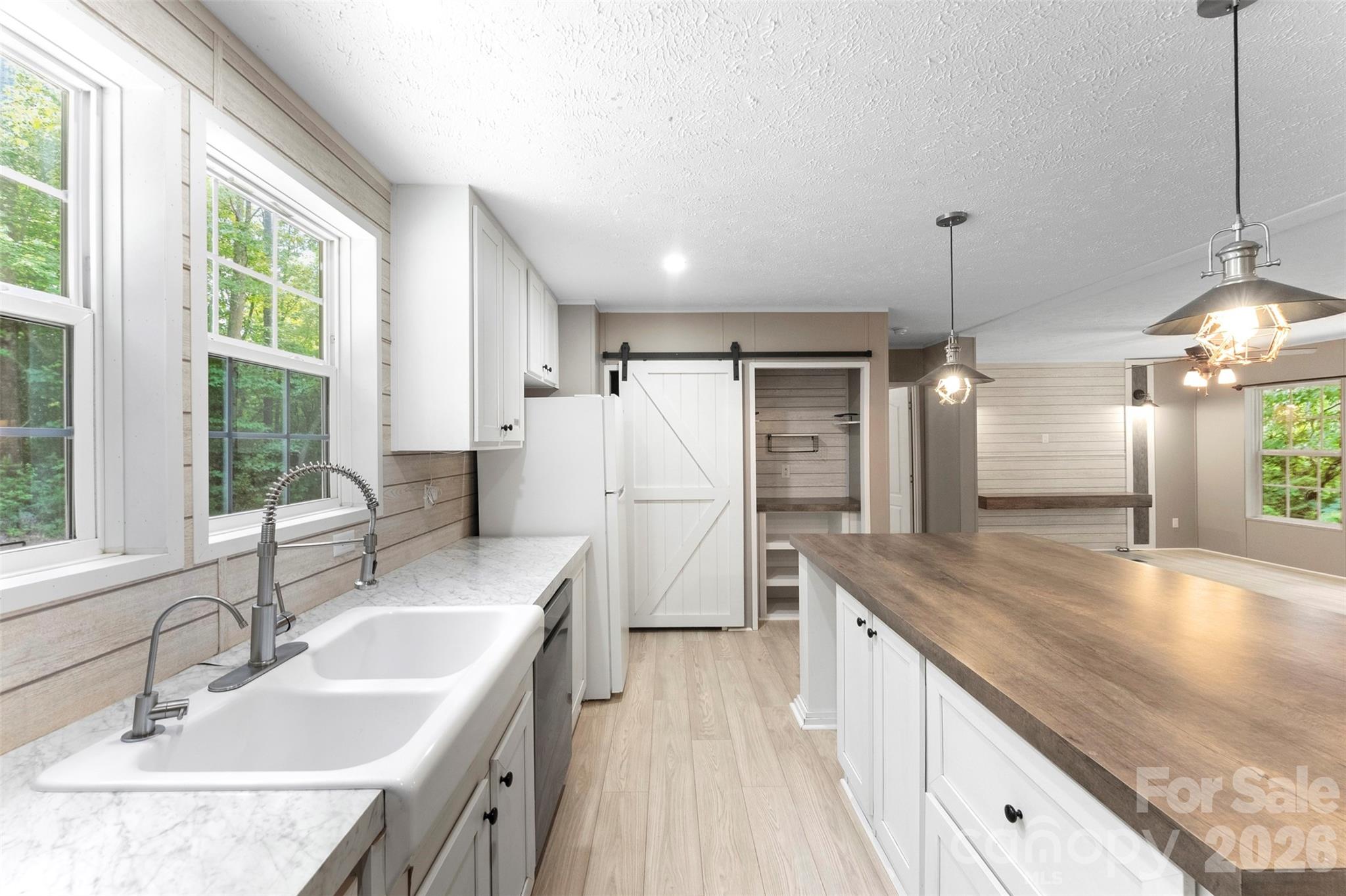 621 Sunset Drive — Bessemer City