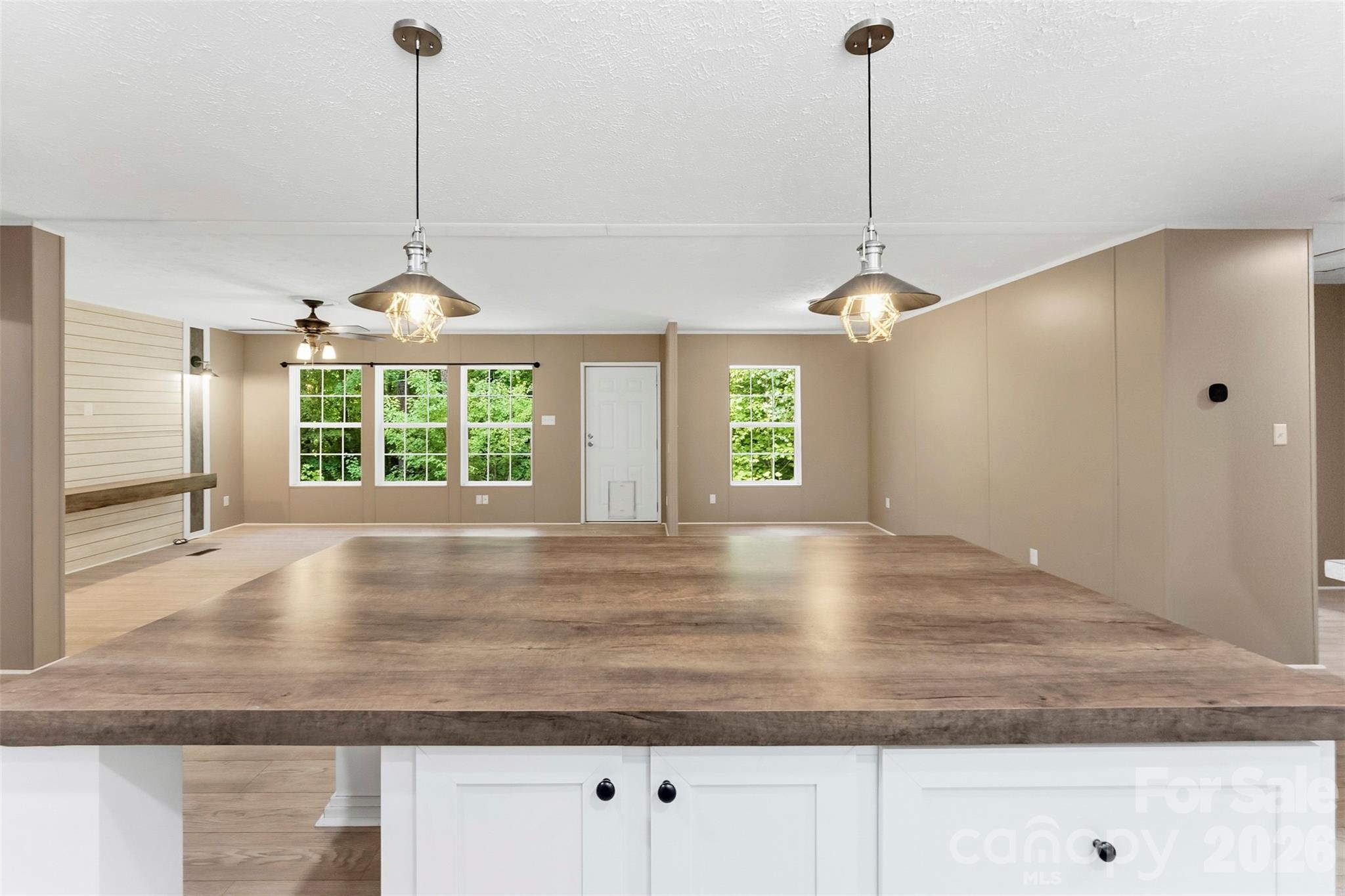 621 Sunset Drive — Bessemer City