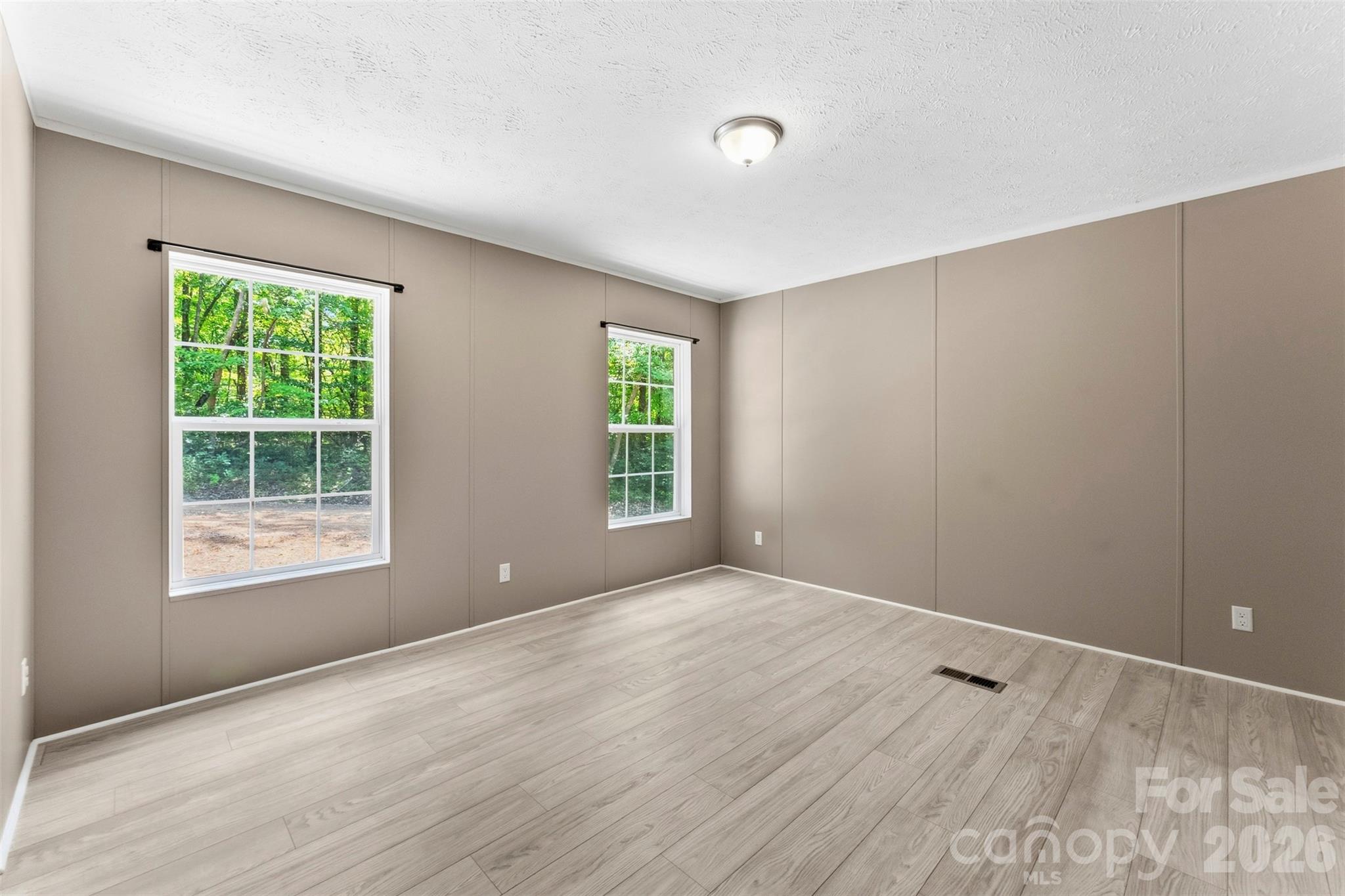 621 Sunset Drive — Bessemer City