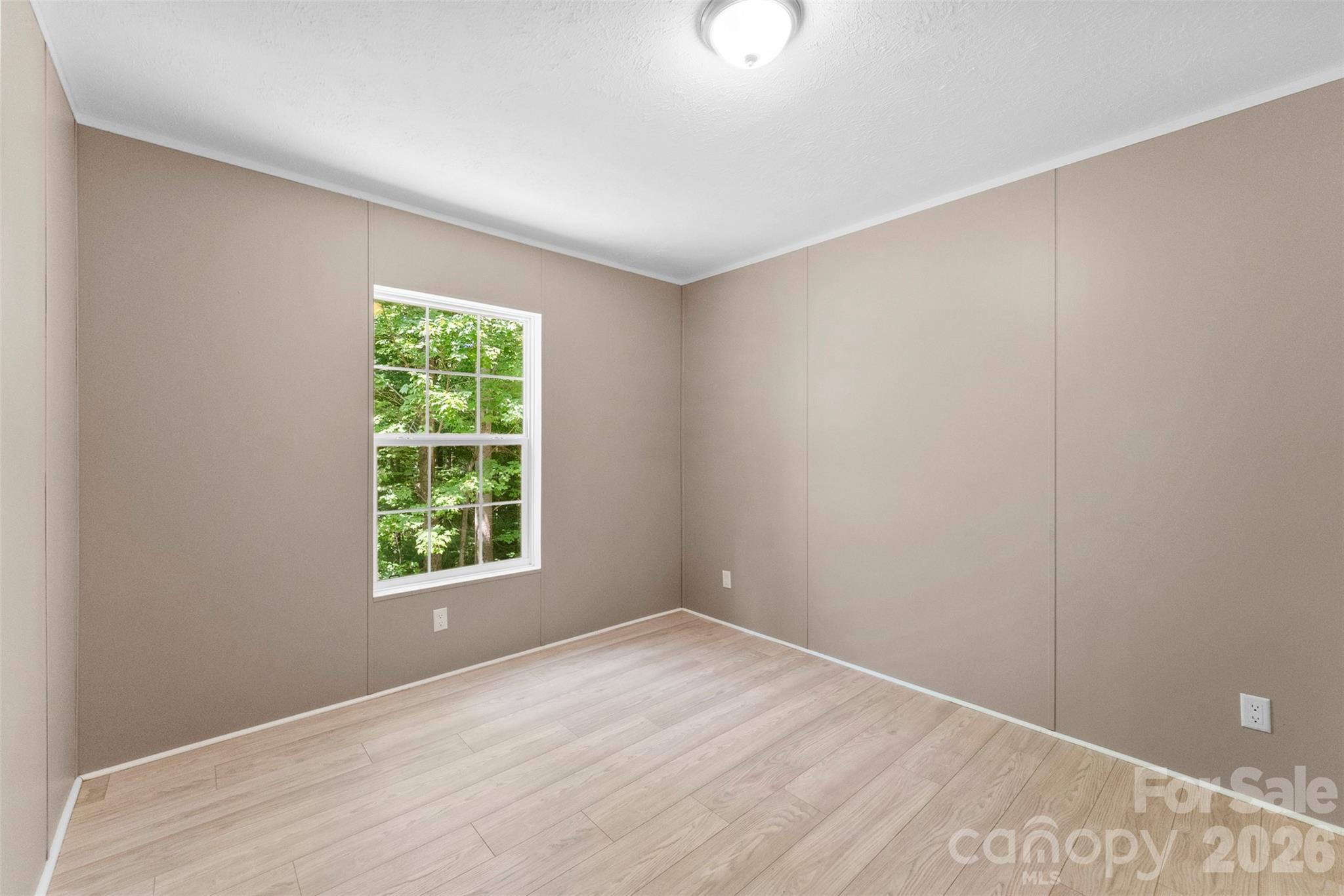 621 Sunset Drive — Bessemer City