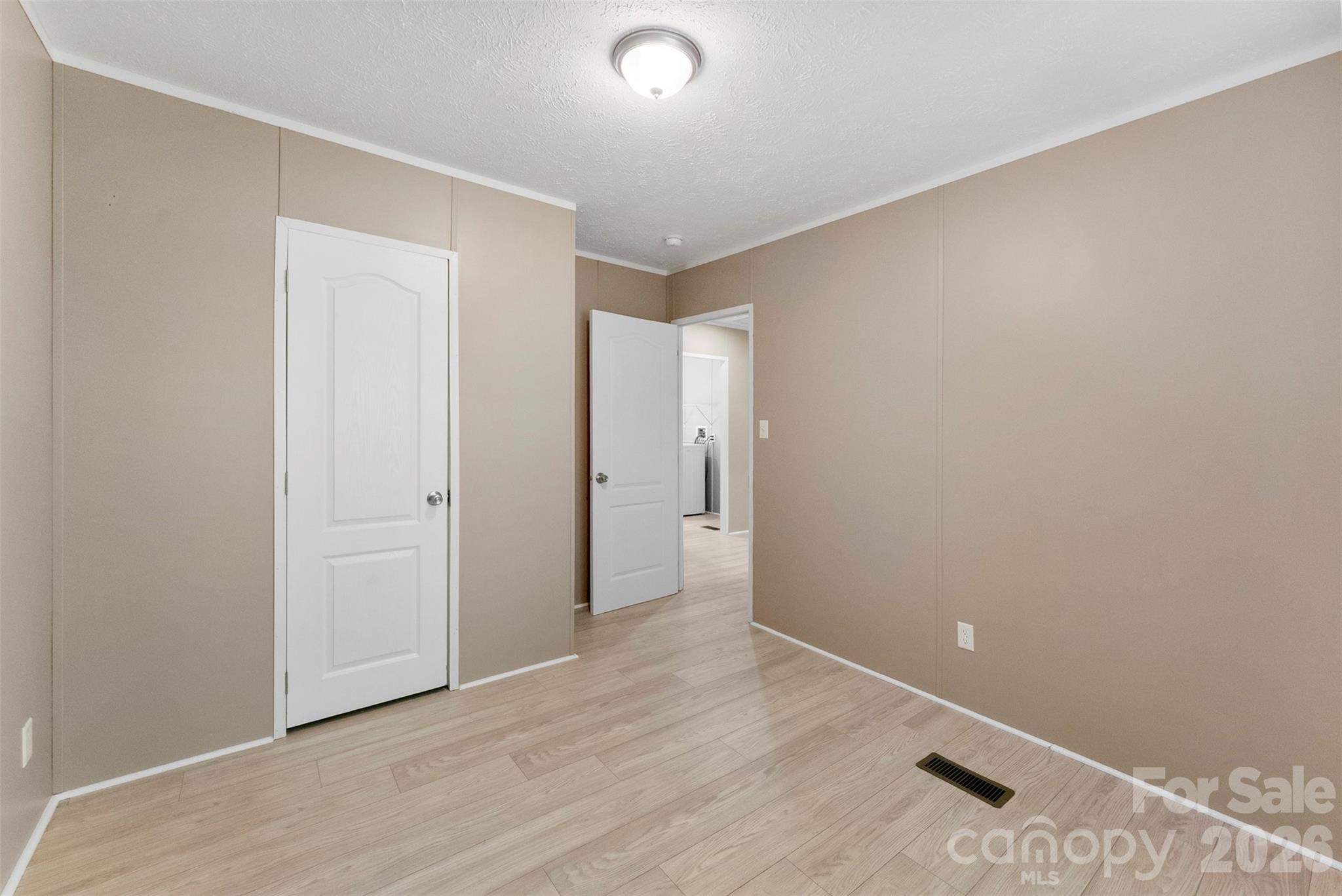 621 Sunset Drive — Bessemer City