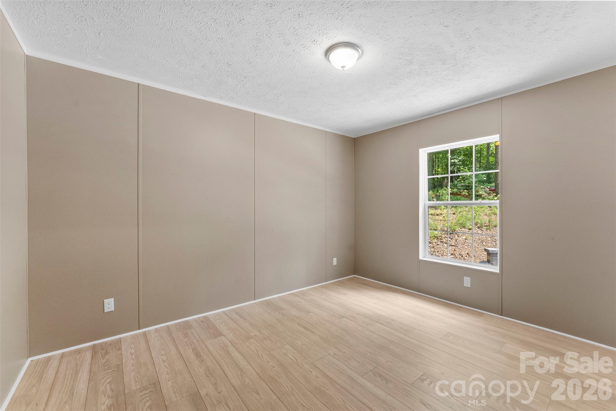 621 Sunset Drive — Bessemer City