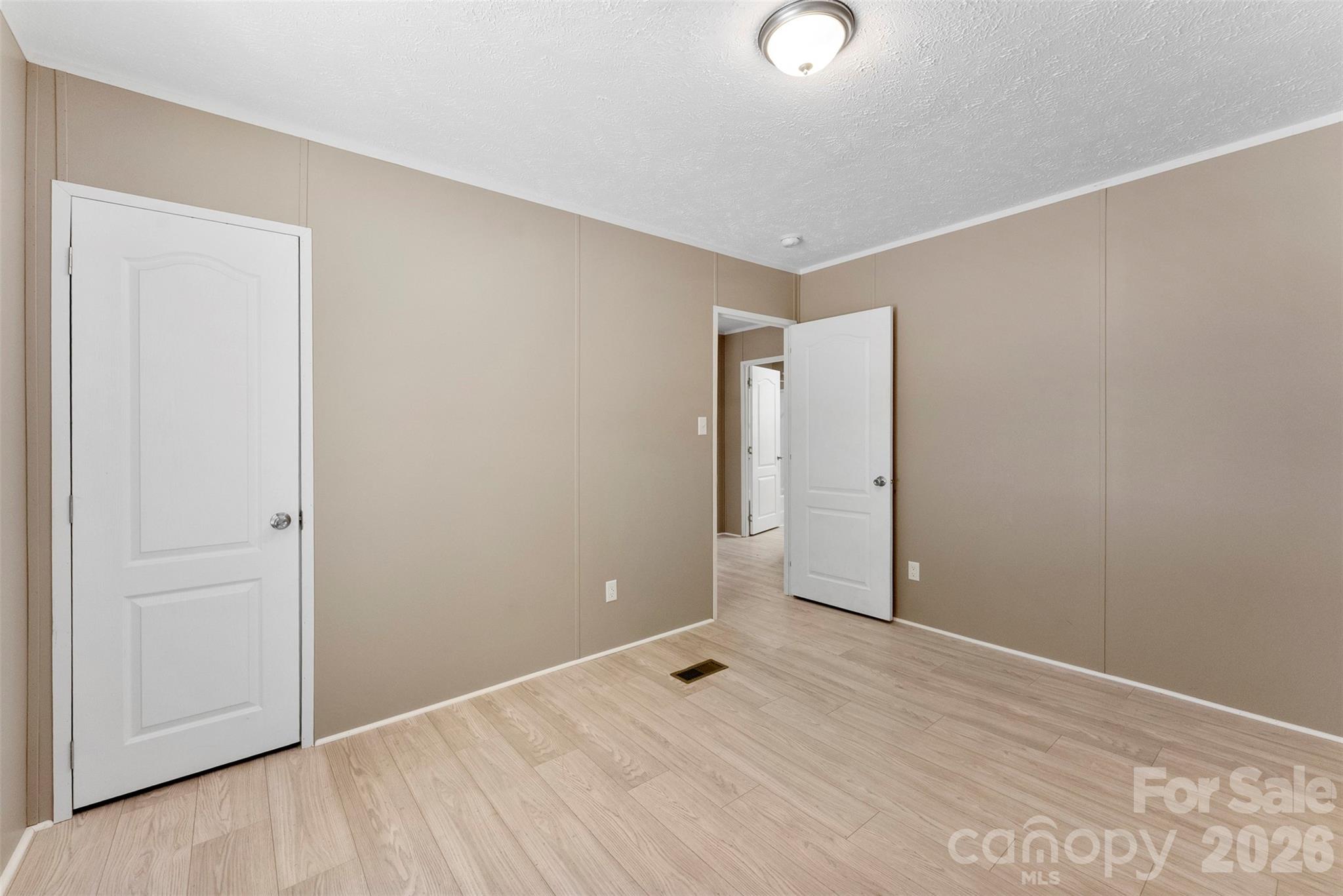 621 Sunset Drive — Bessemer City