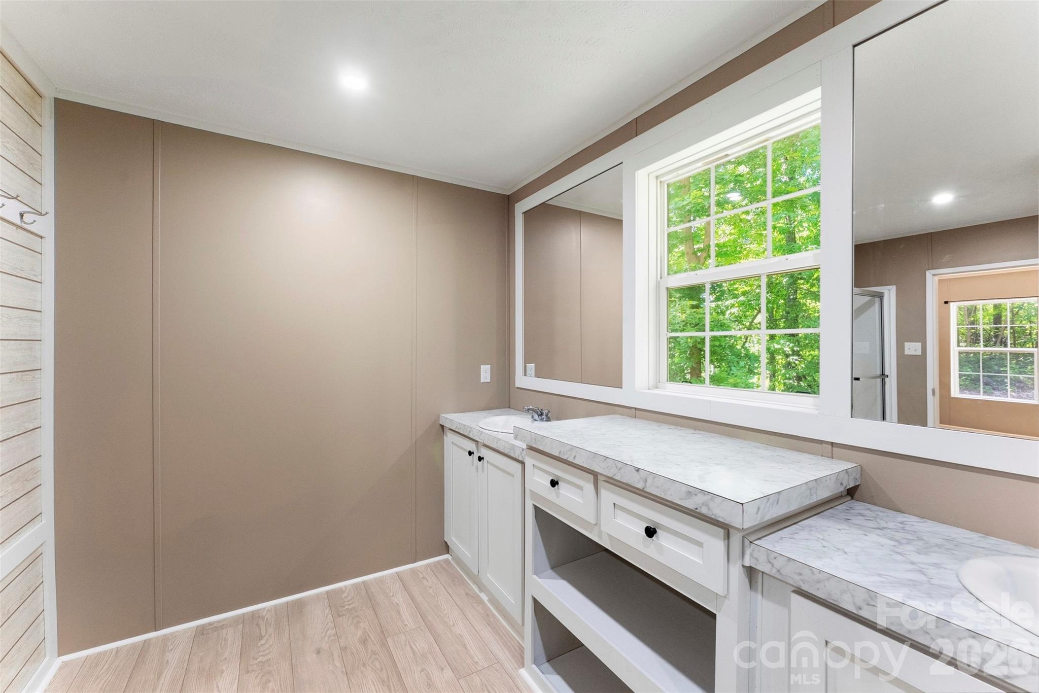 621 Sunset Drive — Bessemer City
