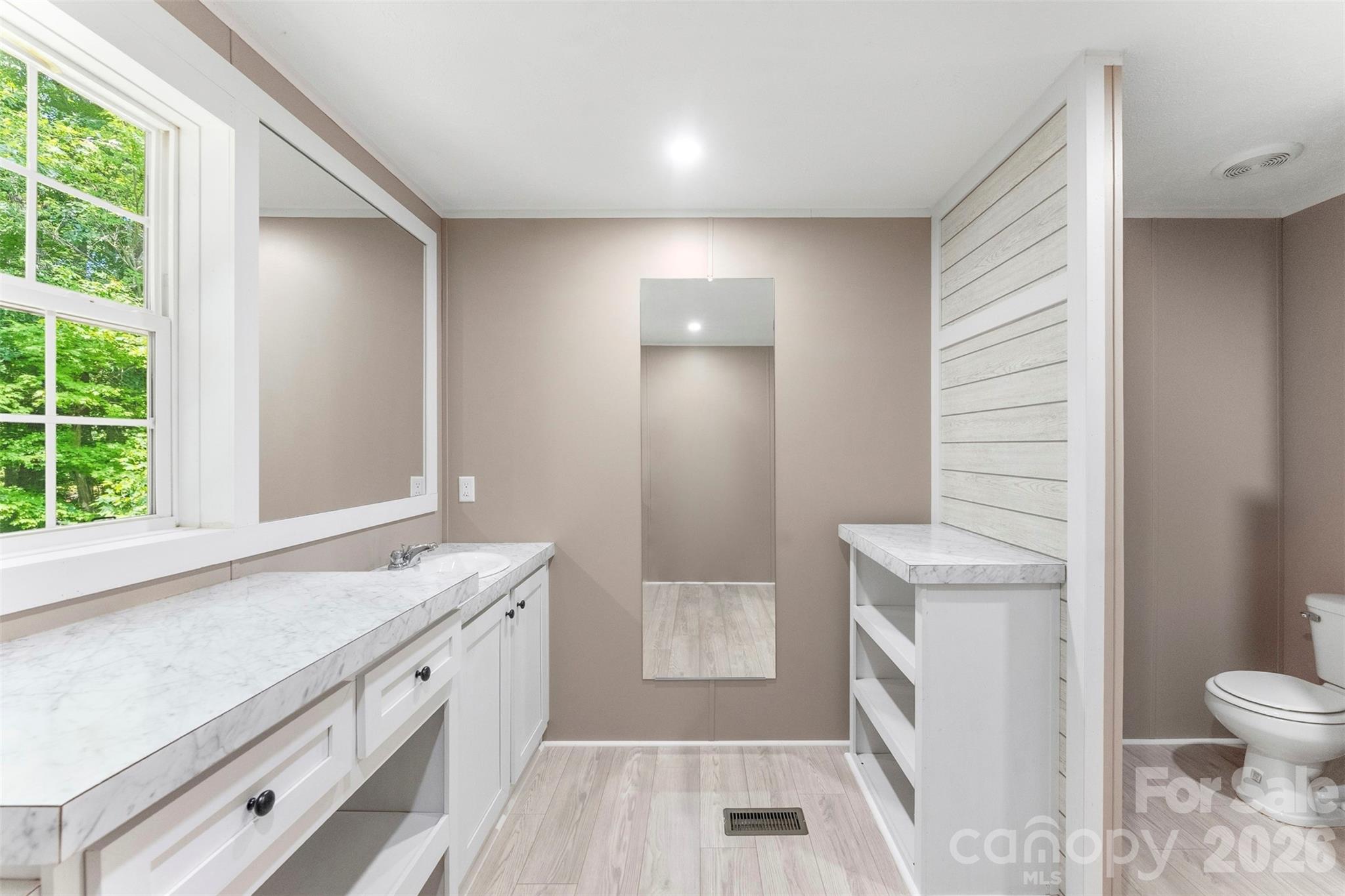 621 Sunset Drive — Bessemer City