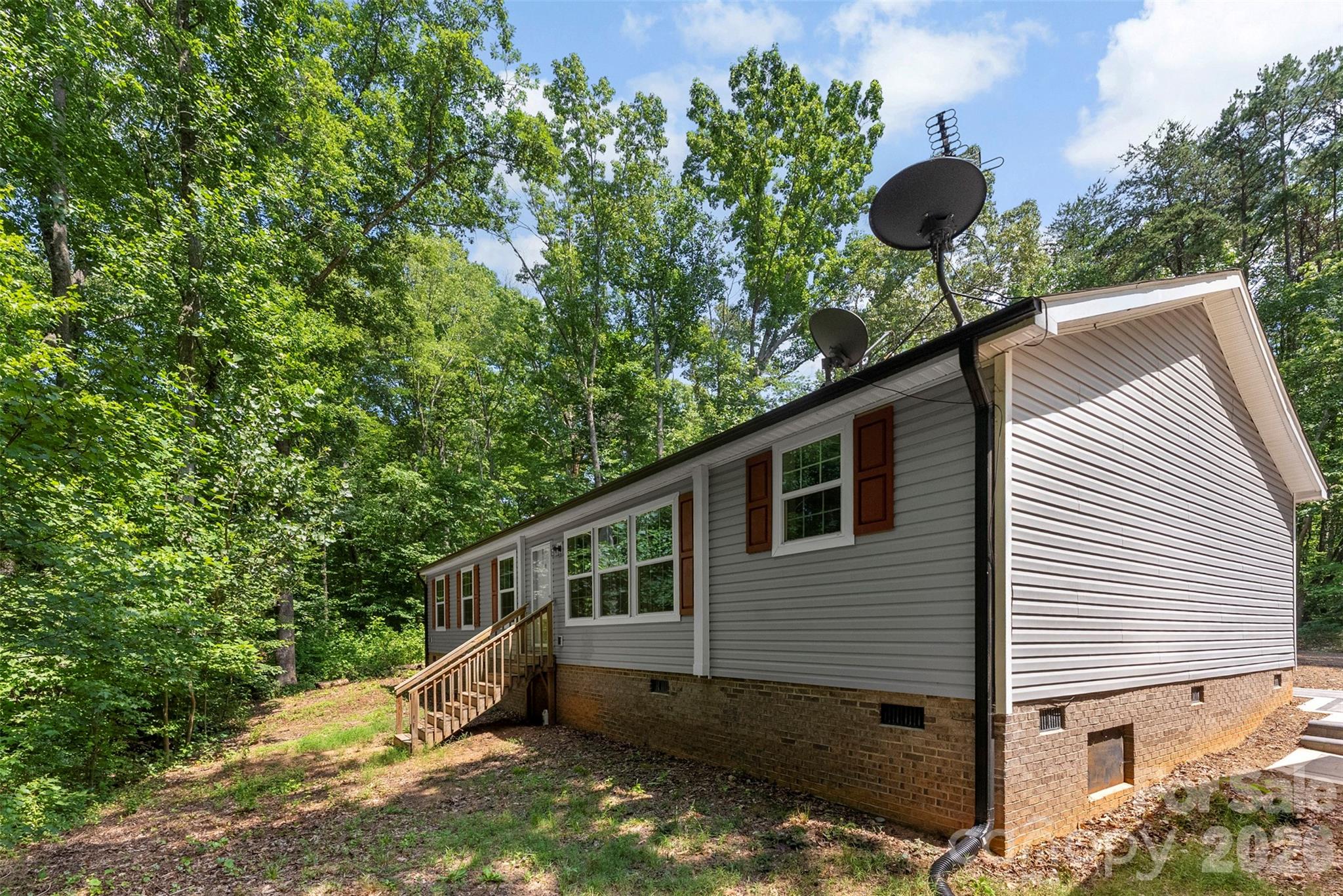 621 Sunset Drive — Bessemer City