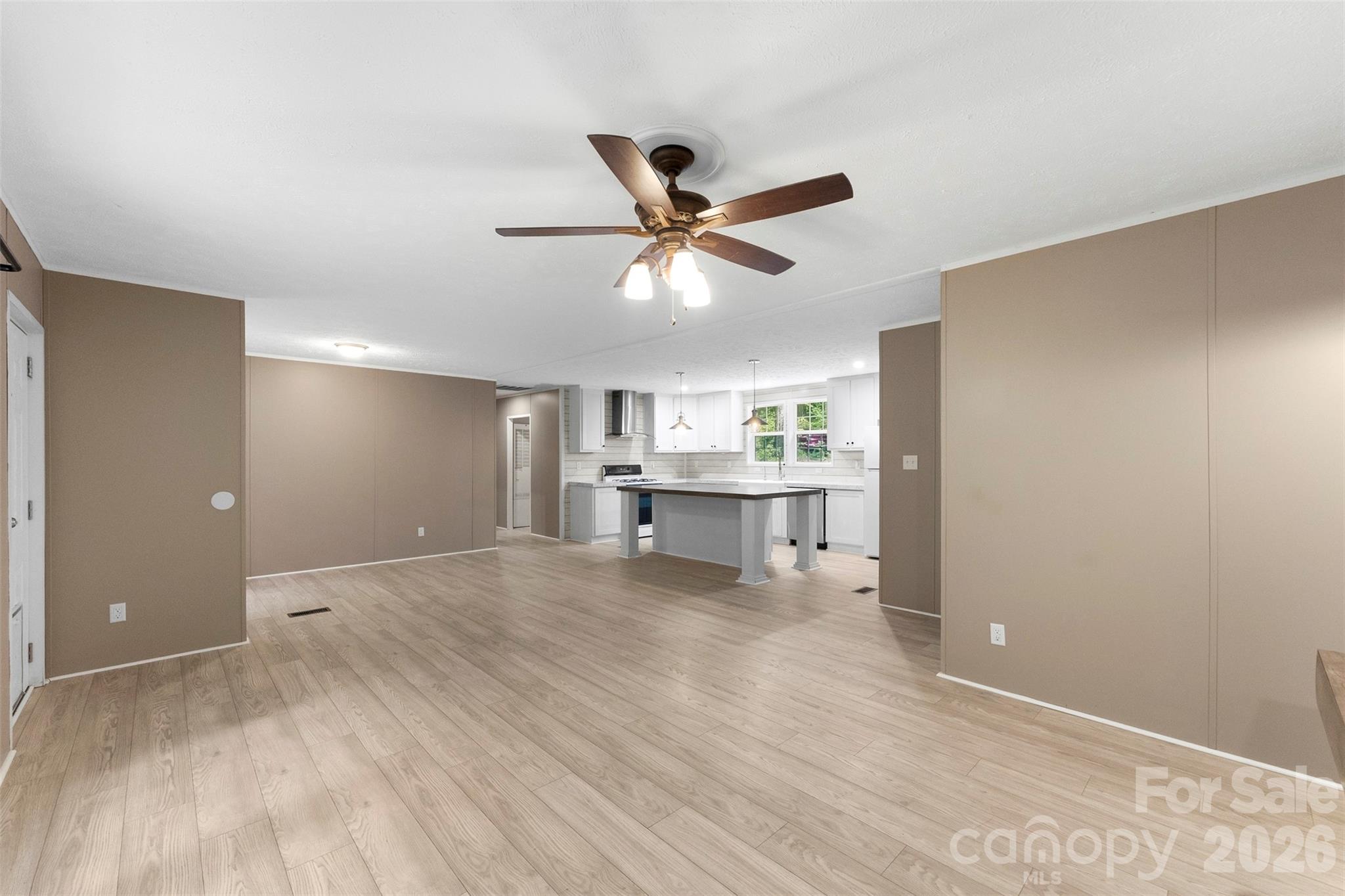 621 Sunset Drive — Bessemer City