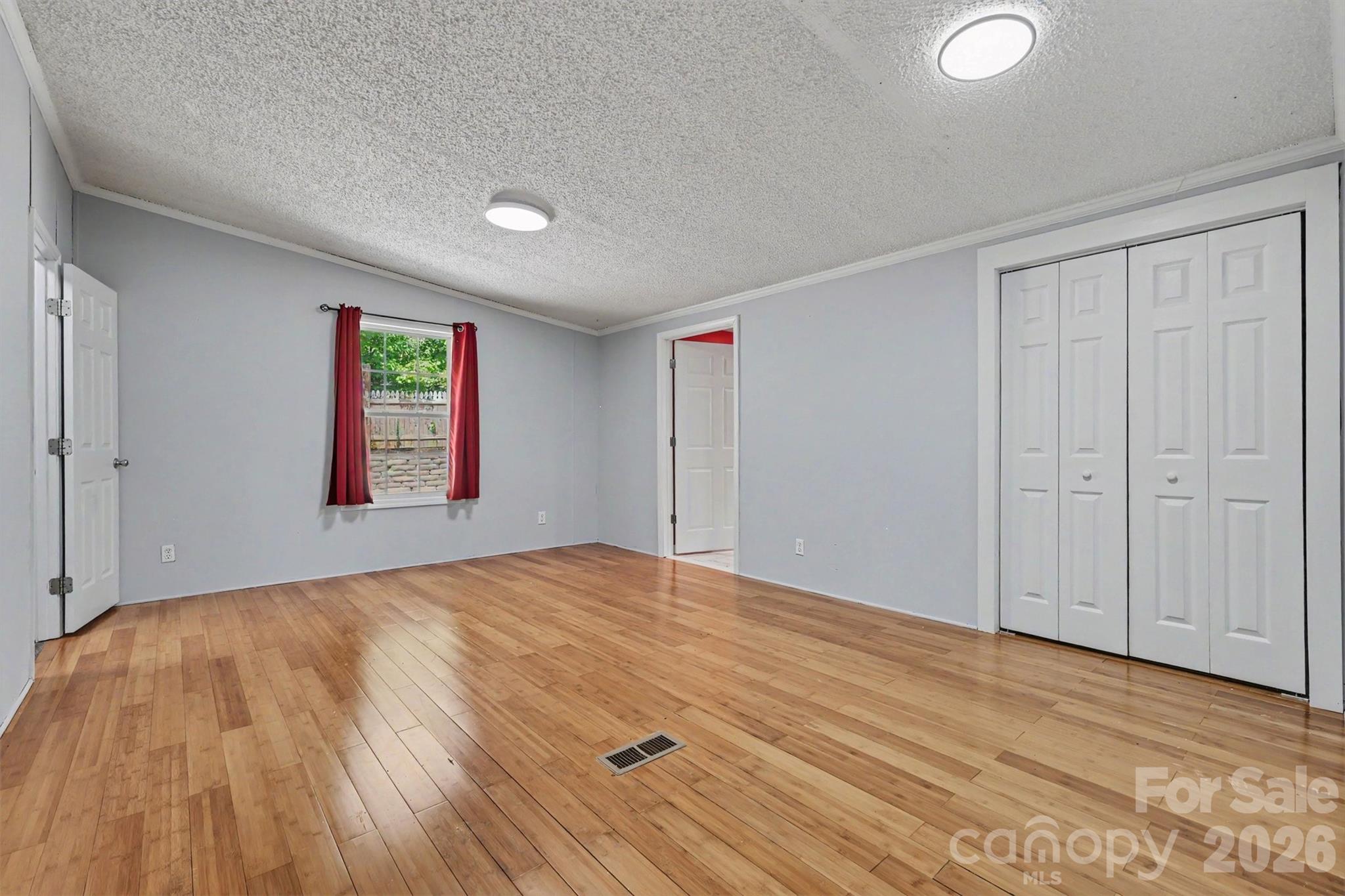 1127 Galway Lane — Clover