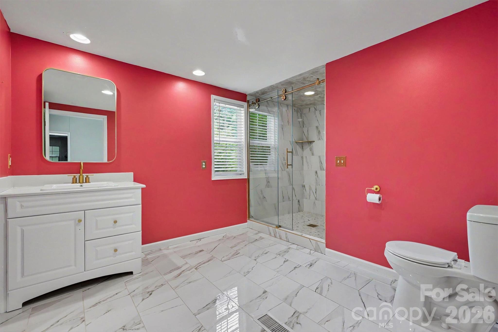 1127 Galway Lane — Clover