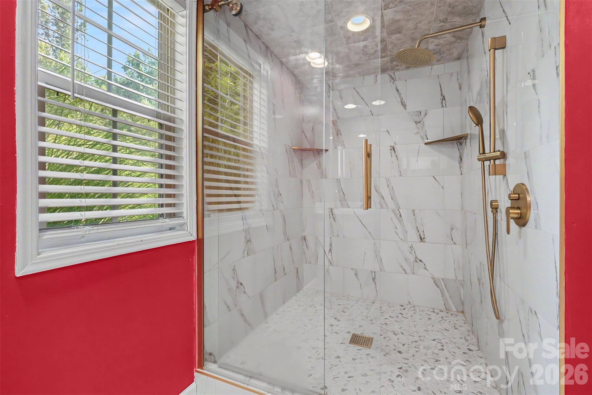 1127 Galway Lane — Clover