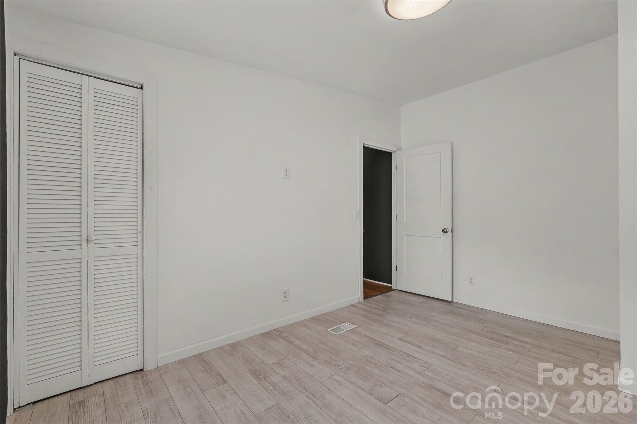 1127 Galway Lane — Clover