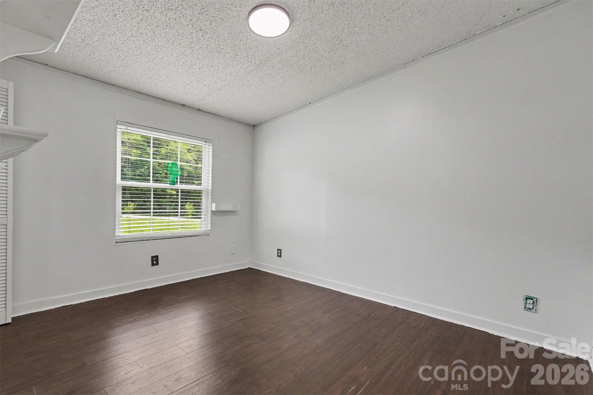 1127 Galway Lane — Clover