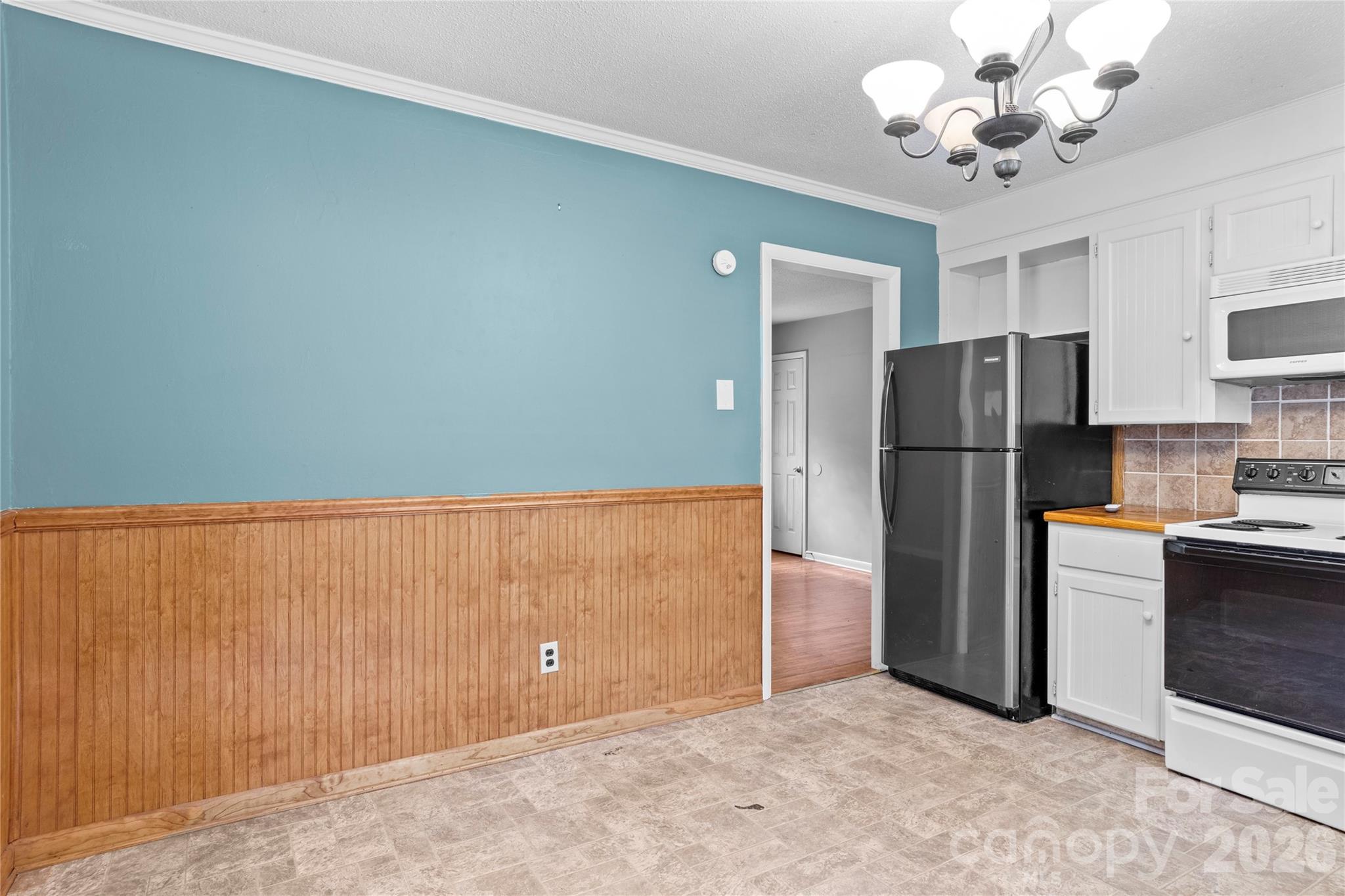 152 Blue Ridge Road — State Road