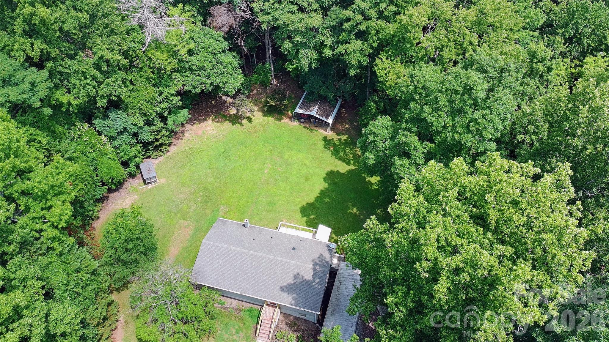 152 Blue Ridge Road — State Road