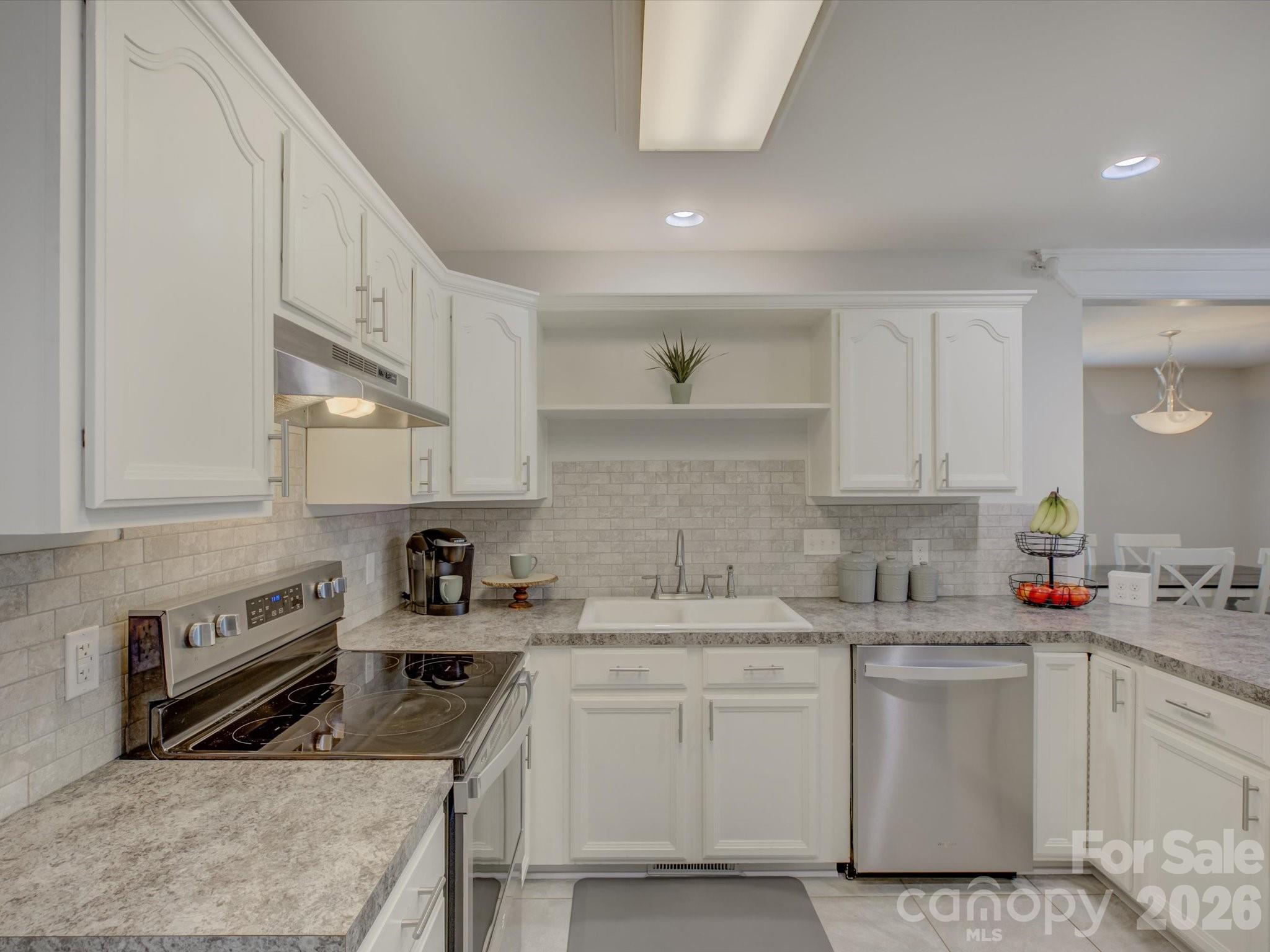 2436 Chester Highway — York