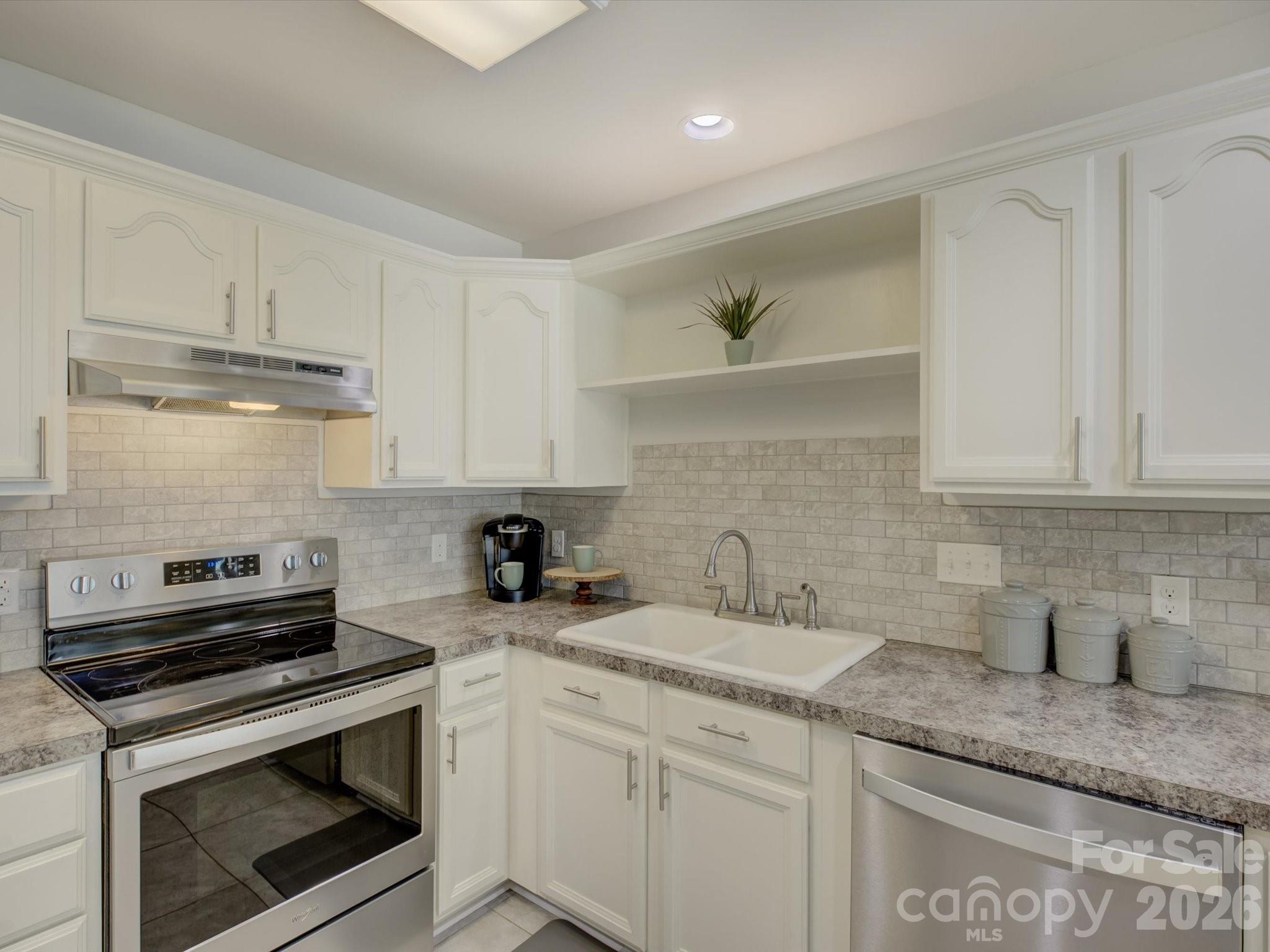 2436 Chester Highway — York