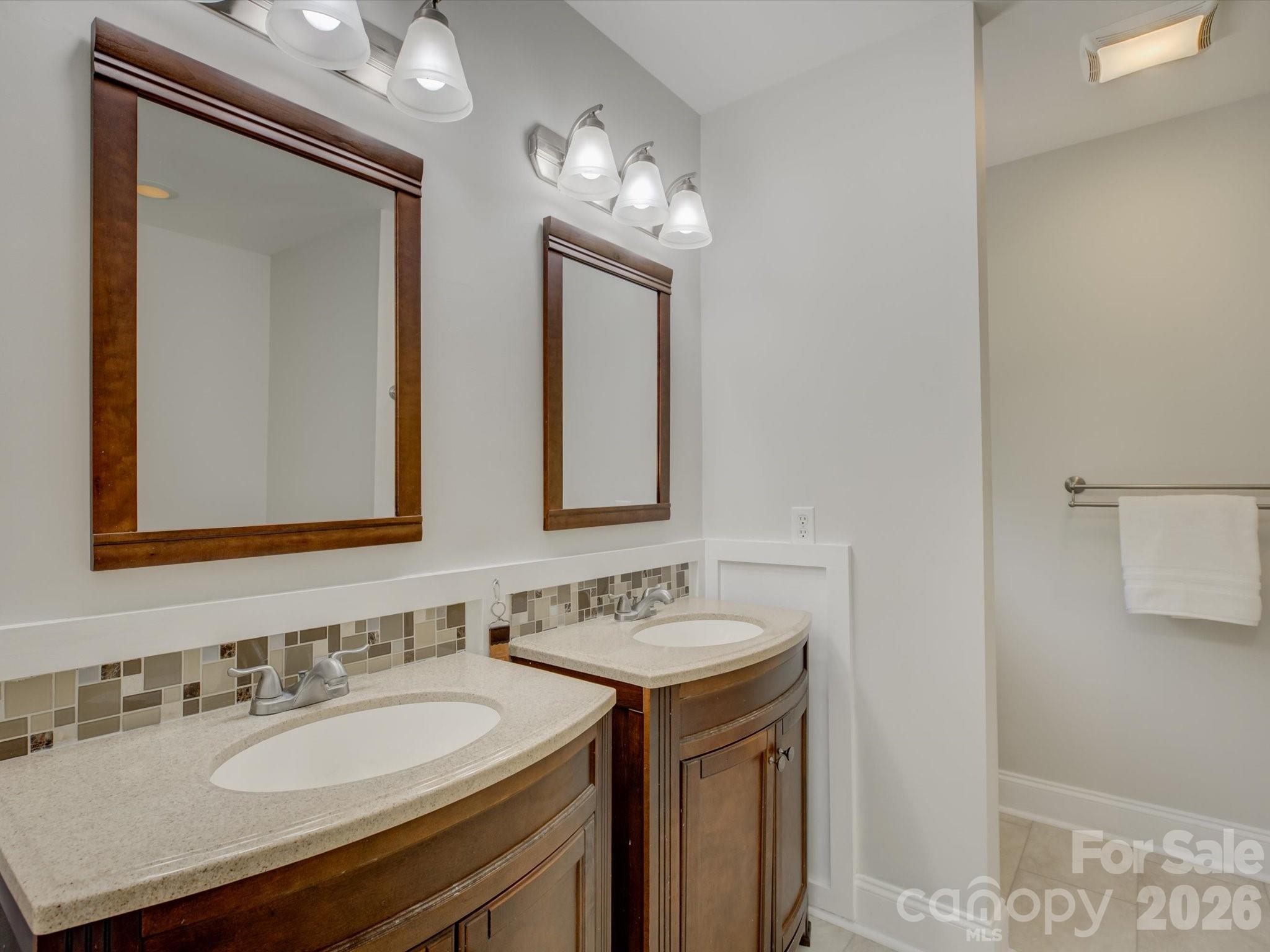 2436 Chester Highway — York
