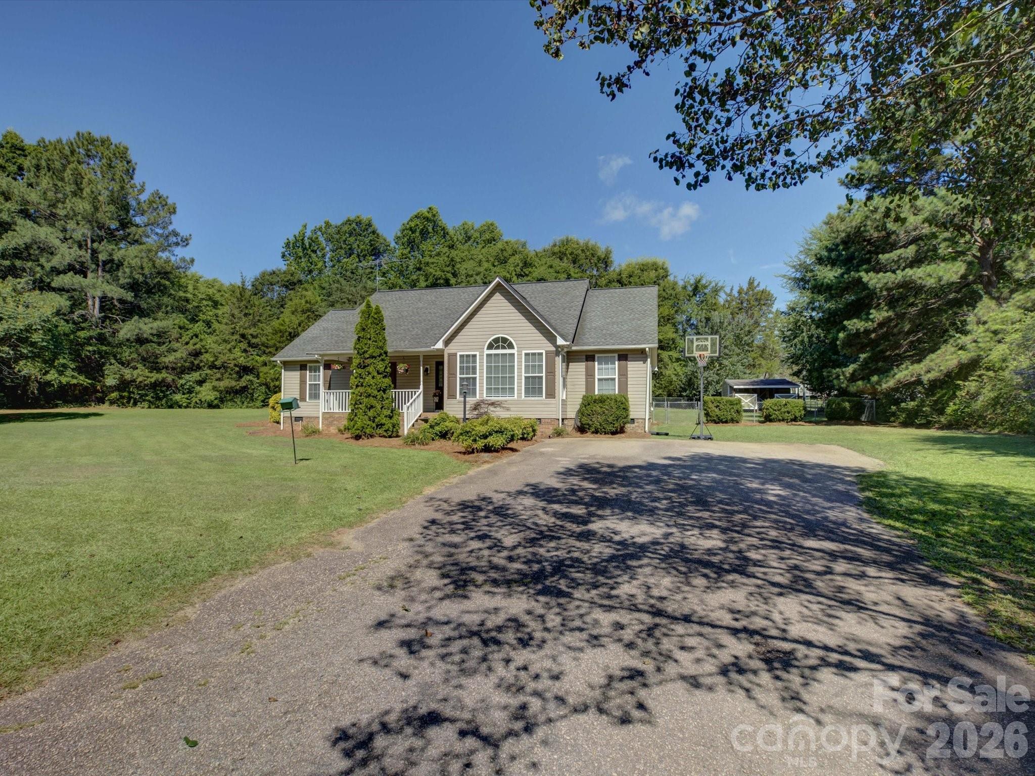 2436 Chester Highway — York