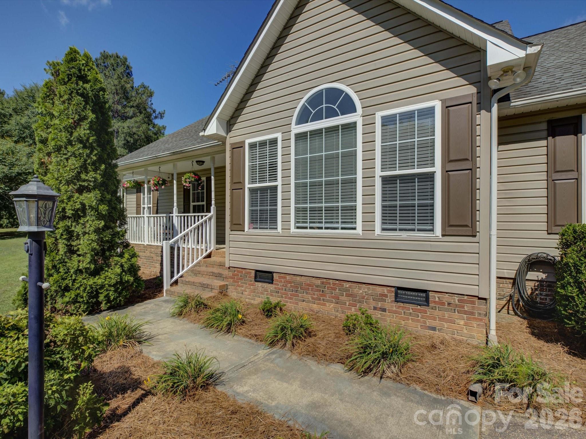 2436 Chester Highway — York