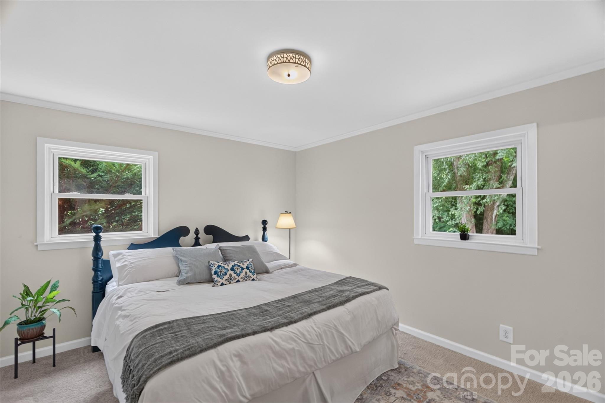835 Edgewater Drive — Belmont