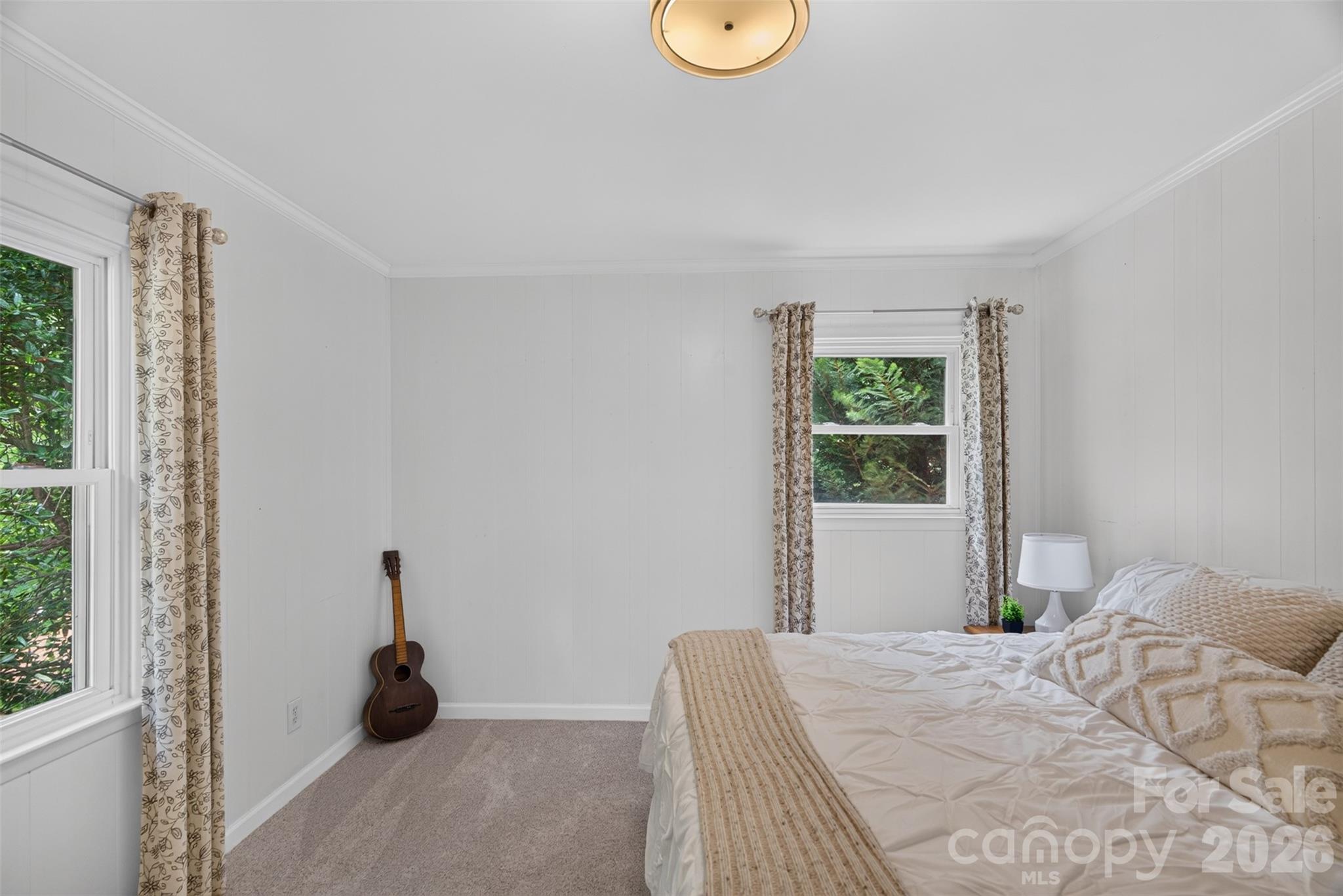 835 Edgewater Drive — Belmont