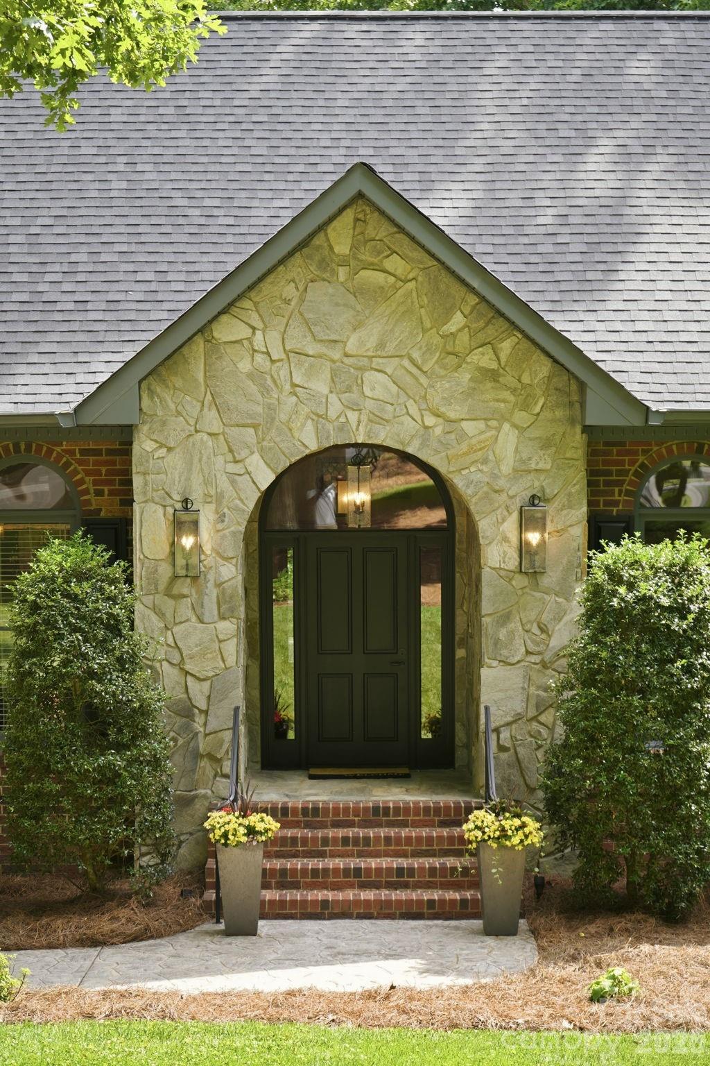 15026 Crooked Branch Lane — Charlotte