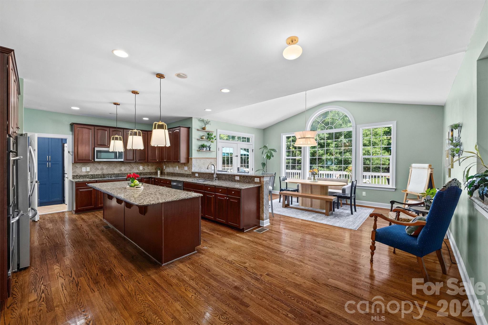 121 Isle Run Drive — Mooresville