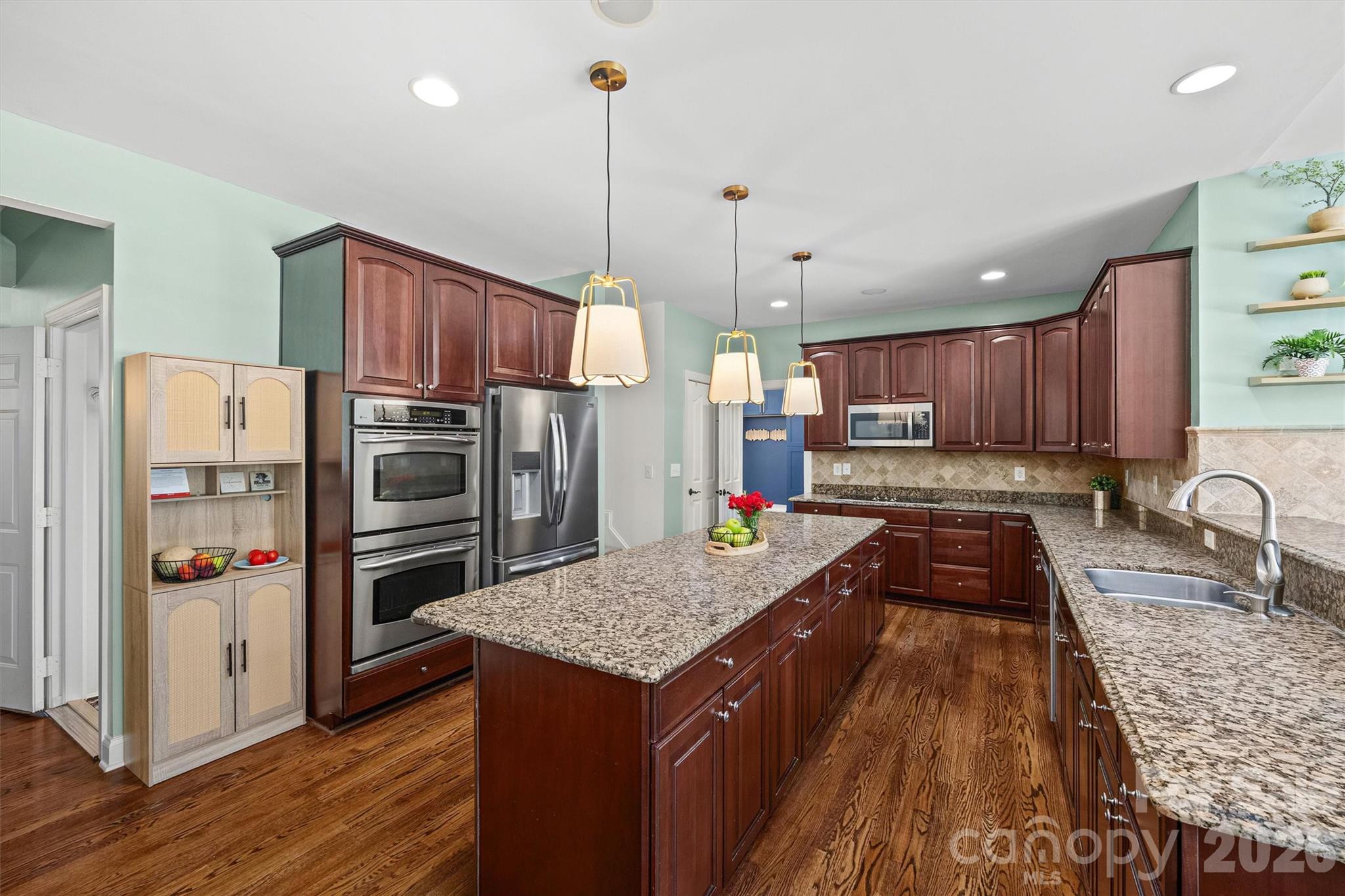 121 Isle Run Drive — Mooresville