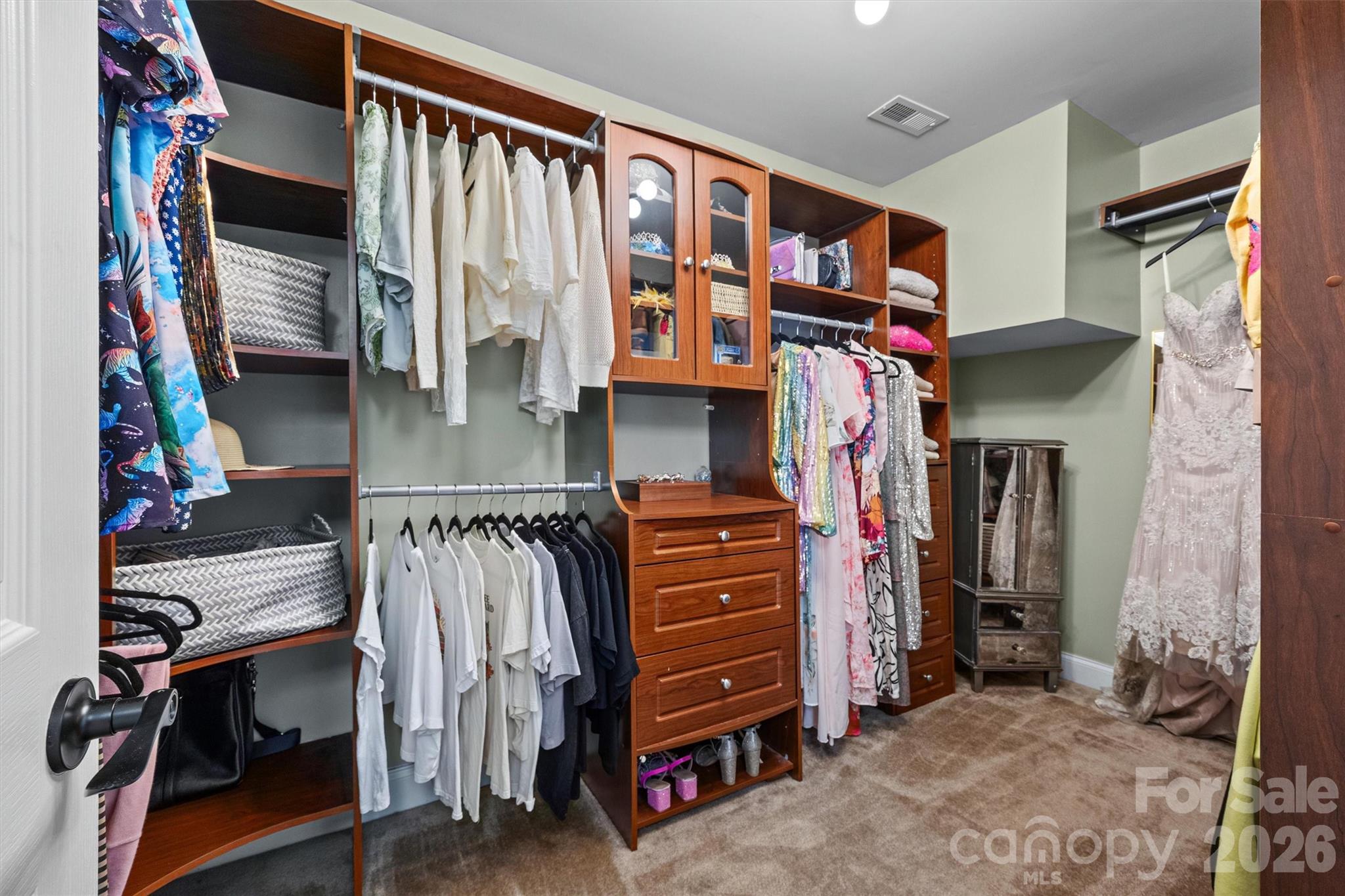 121 Isle Run Drive — Mooresville