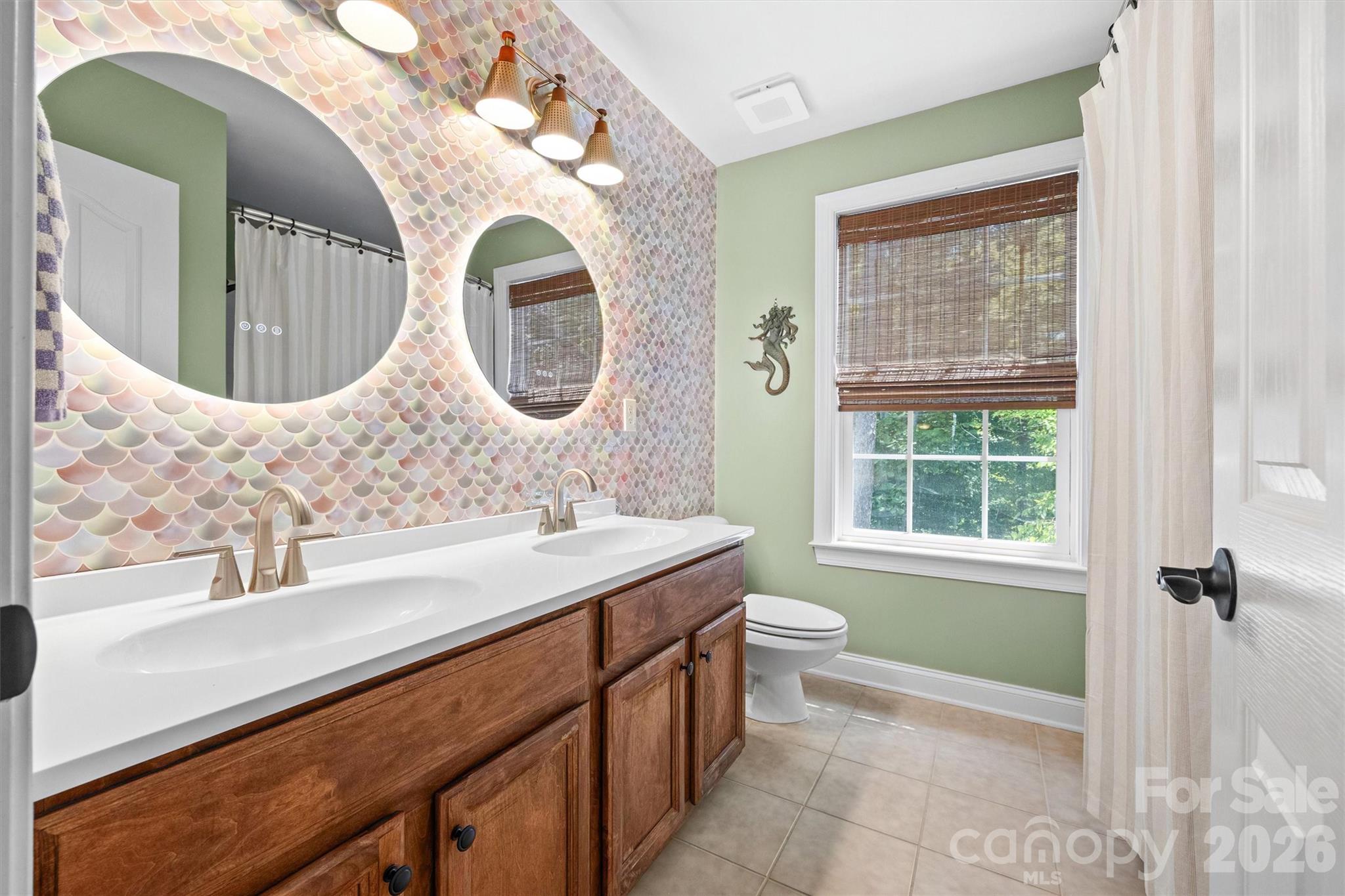 121 Isle Run Drive — Mooresville