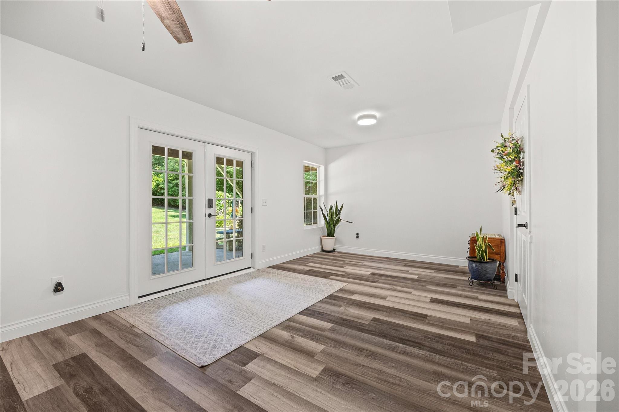 121 Isle Run Drive — Mooresville