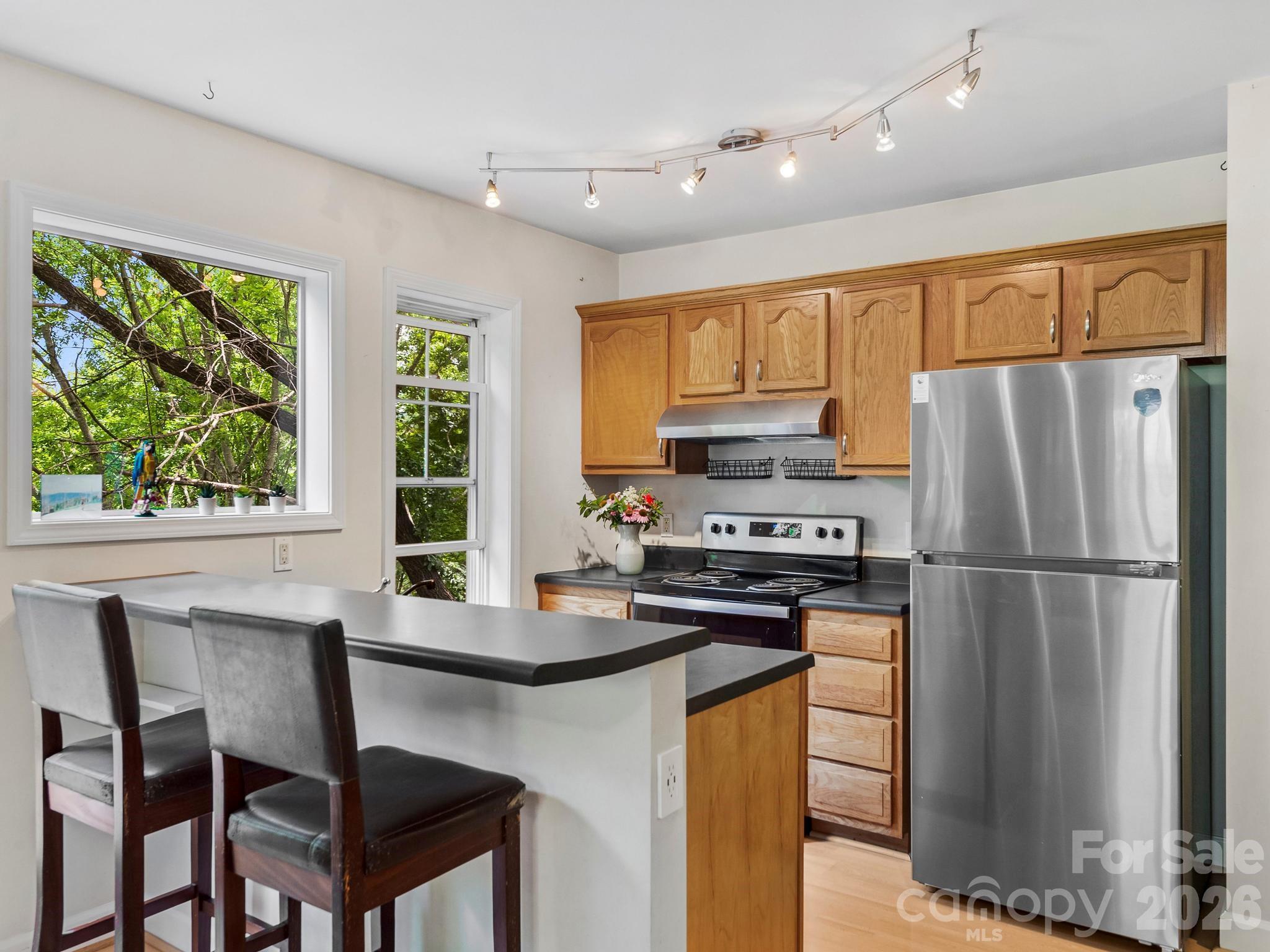 16 Jefferson Drive — Asheville