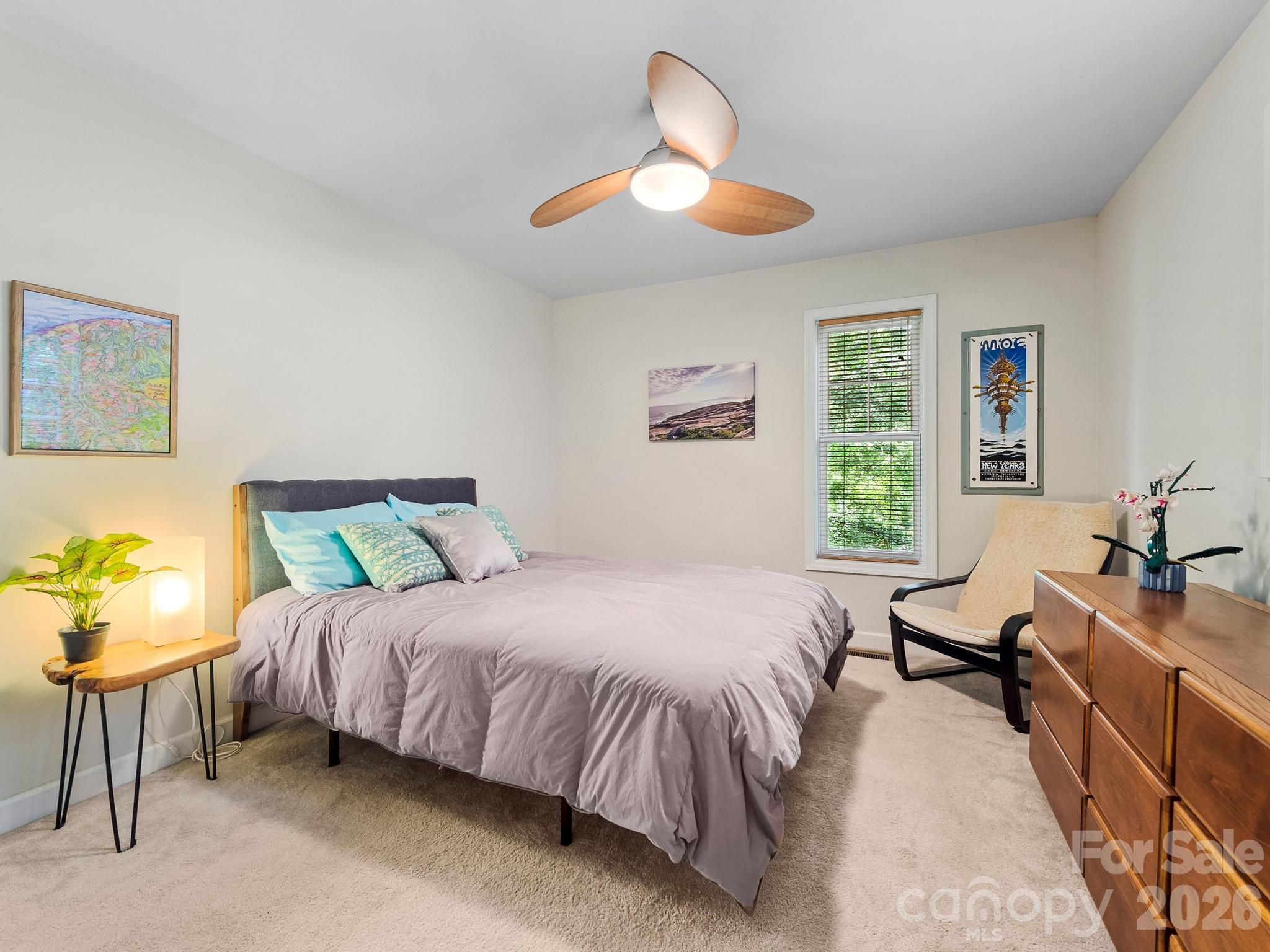 16 Jefferson Drive — Asheville