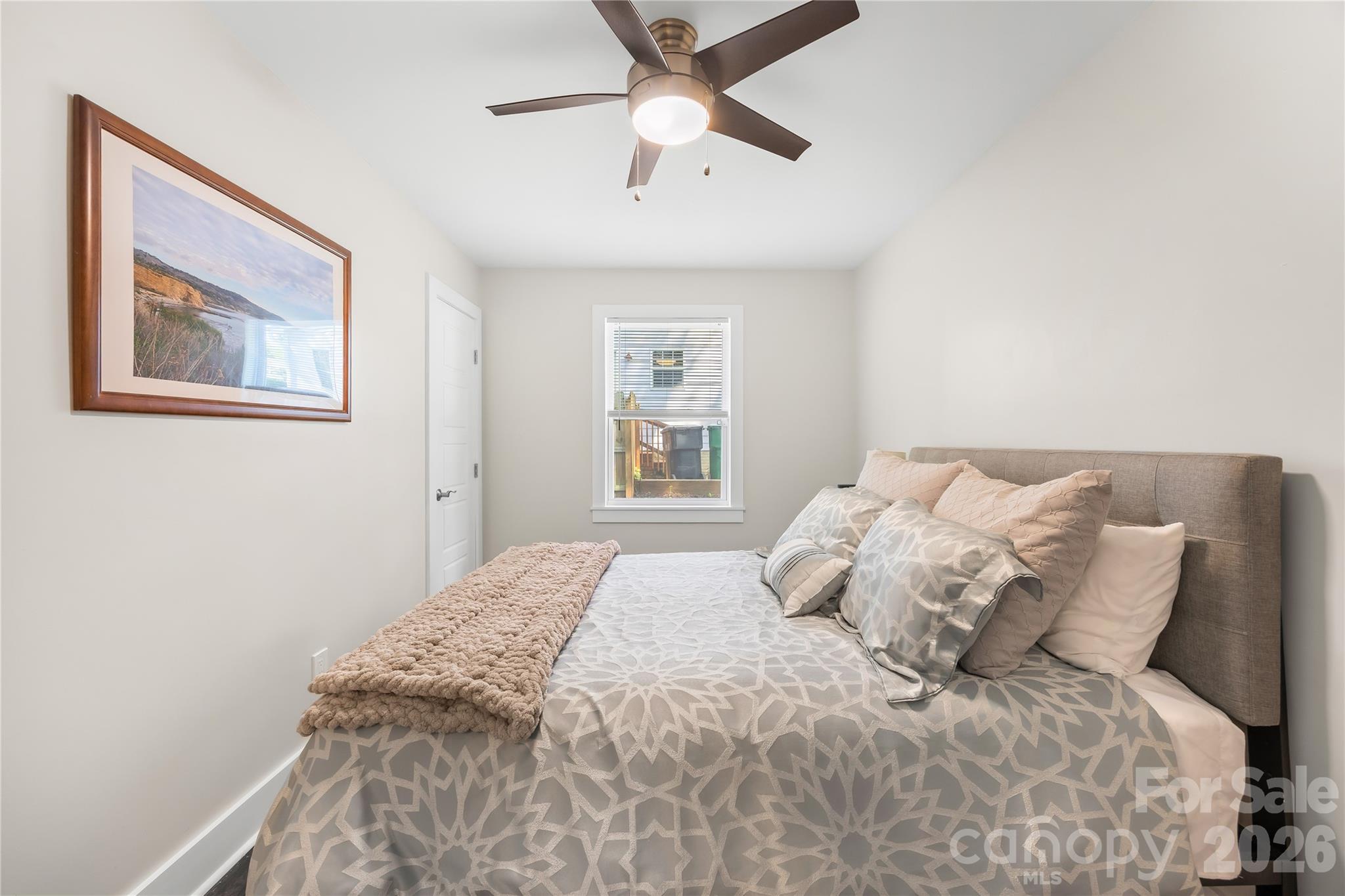 1120 Meadow Lane — Charlotte