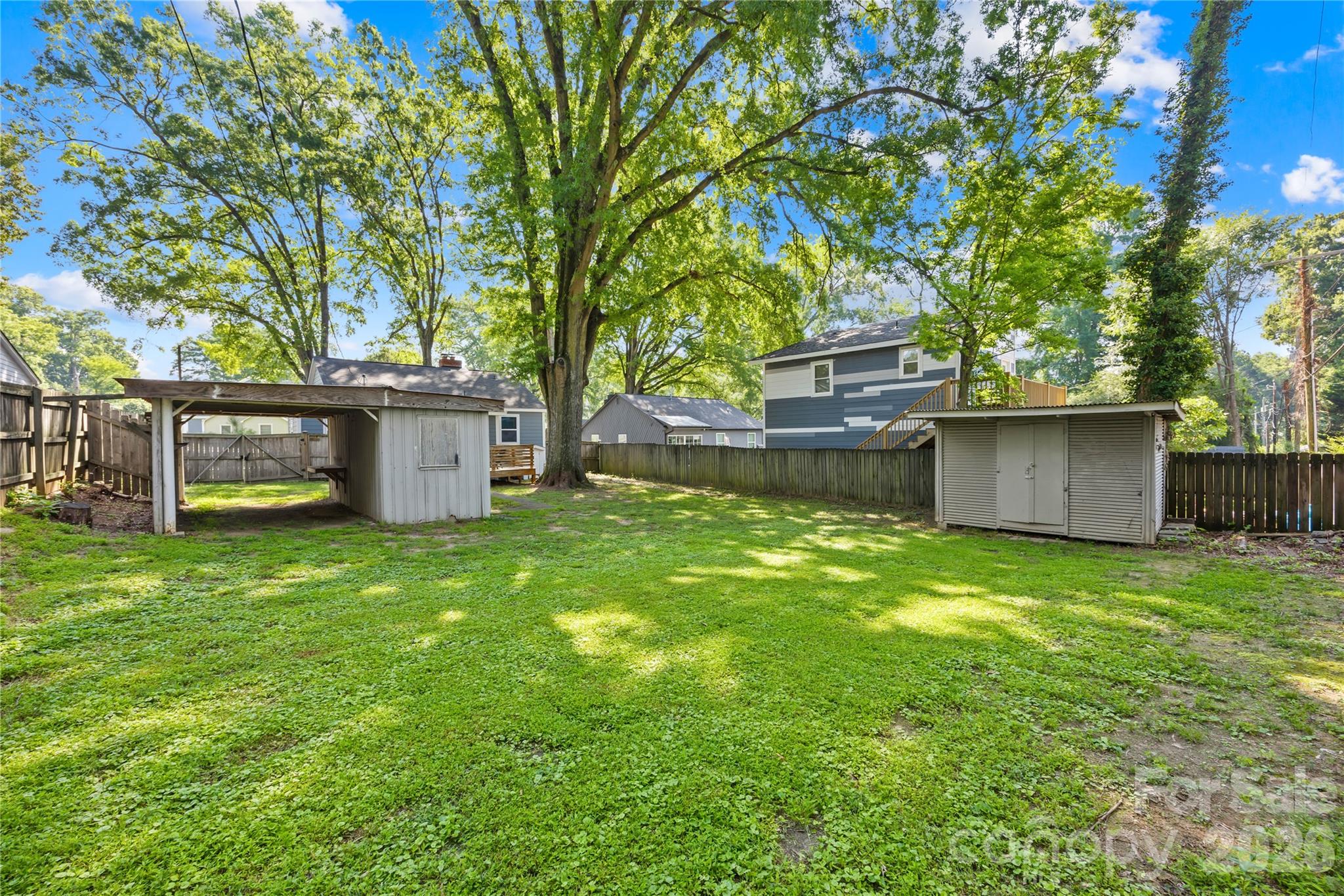 1120 Meadow Lane — Charlotte