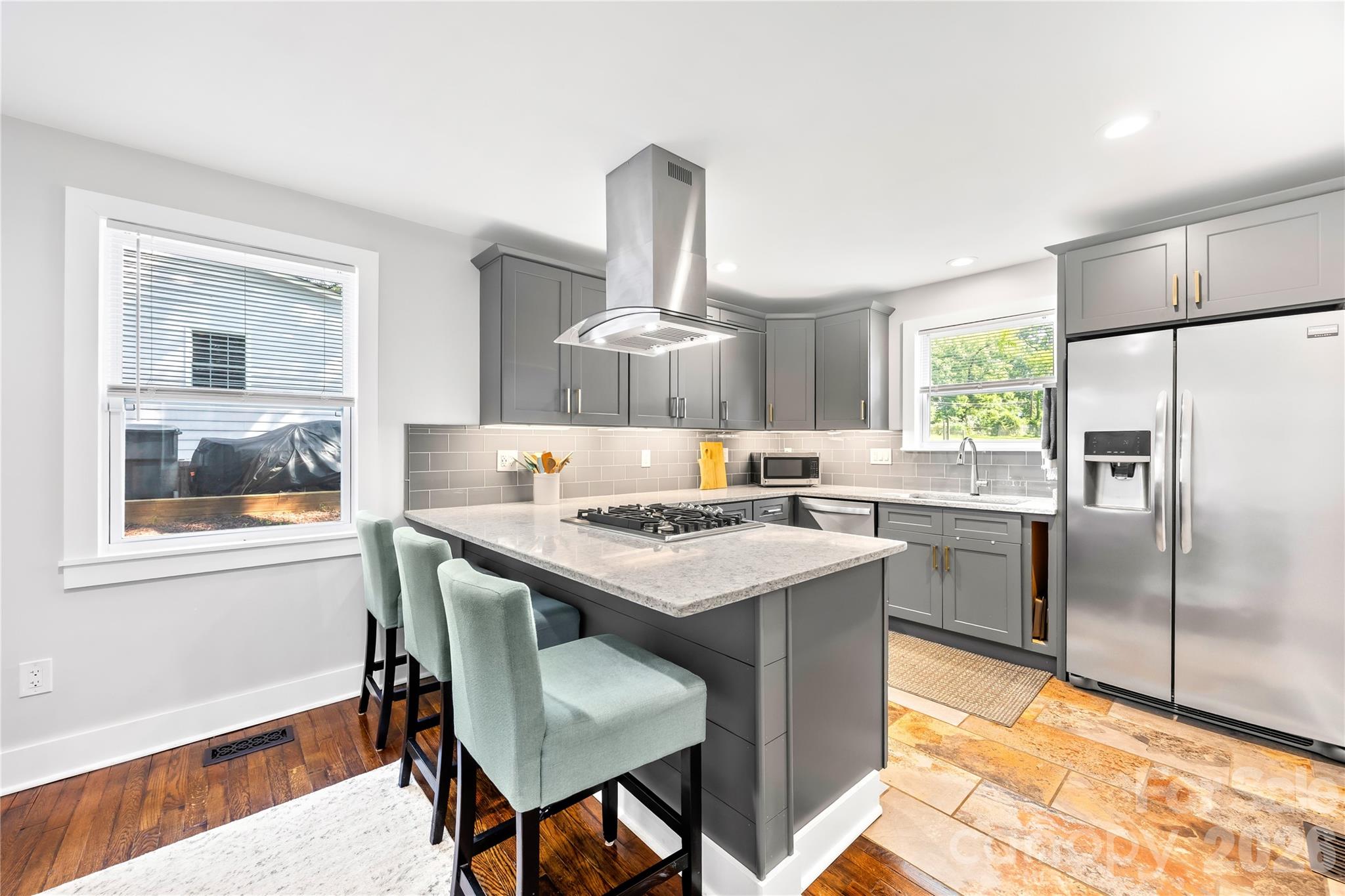 1120 Meadow Lane — Charlotte