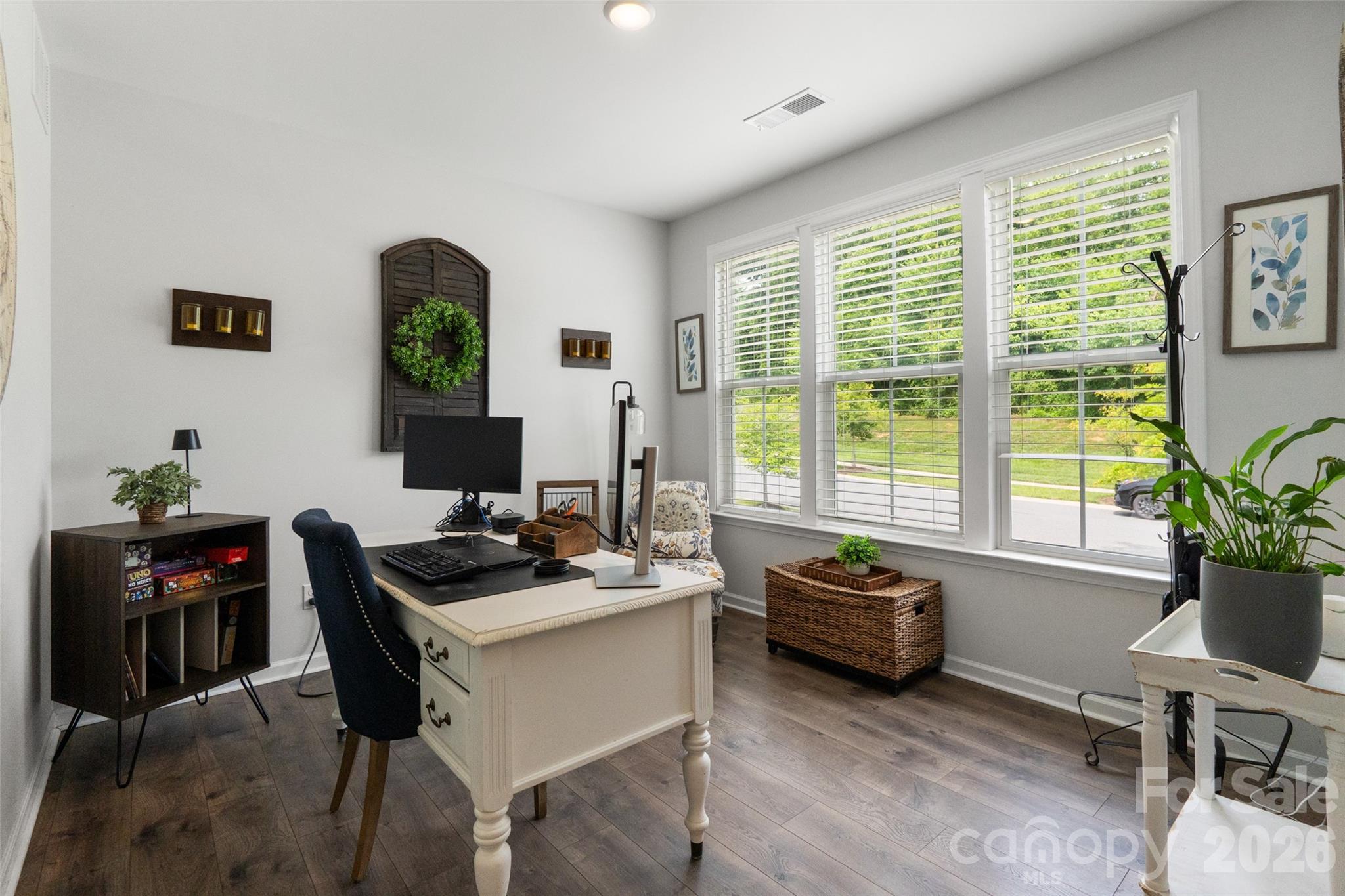 10397 Paper Birch Drive — Charlotte