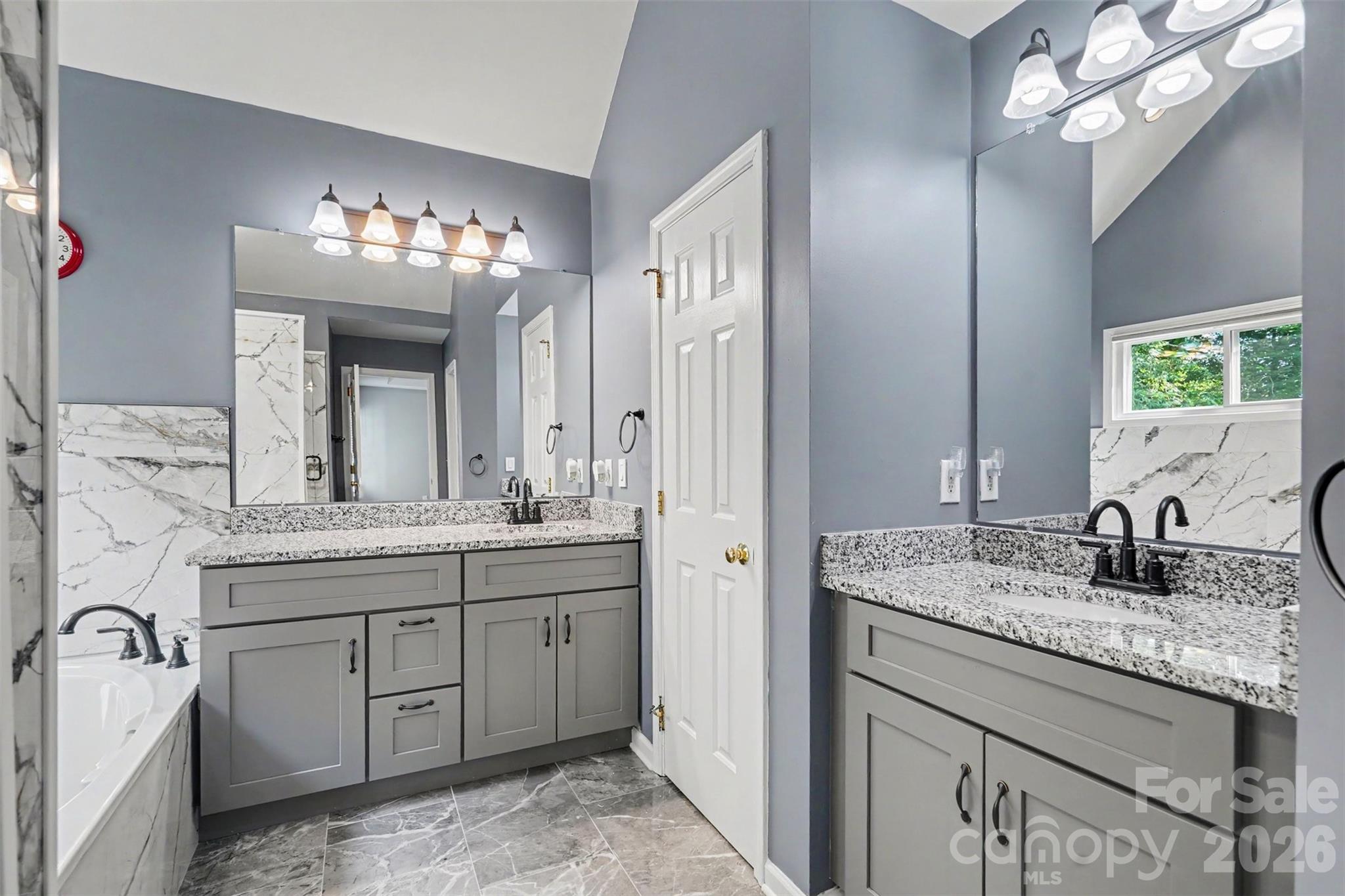 5917 Nuthatch Court — Charlotte