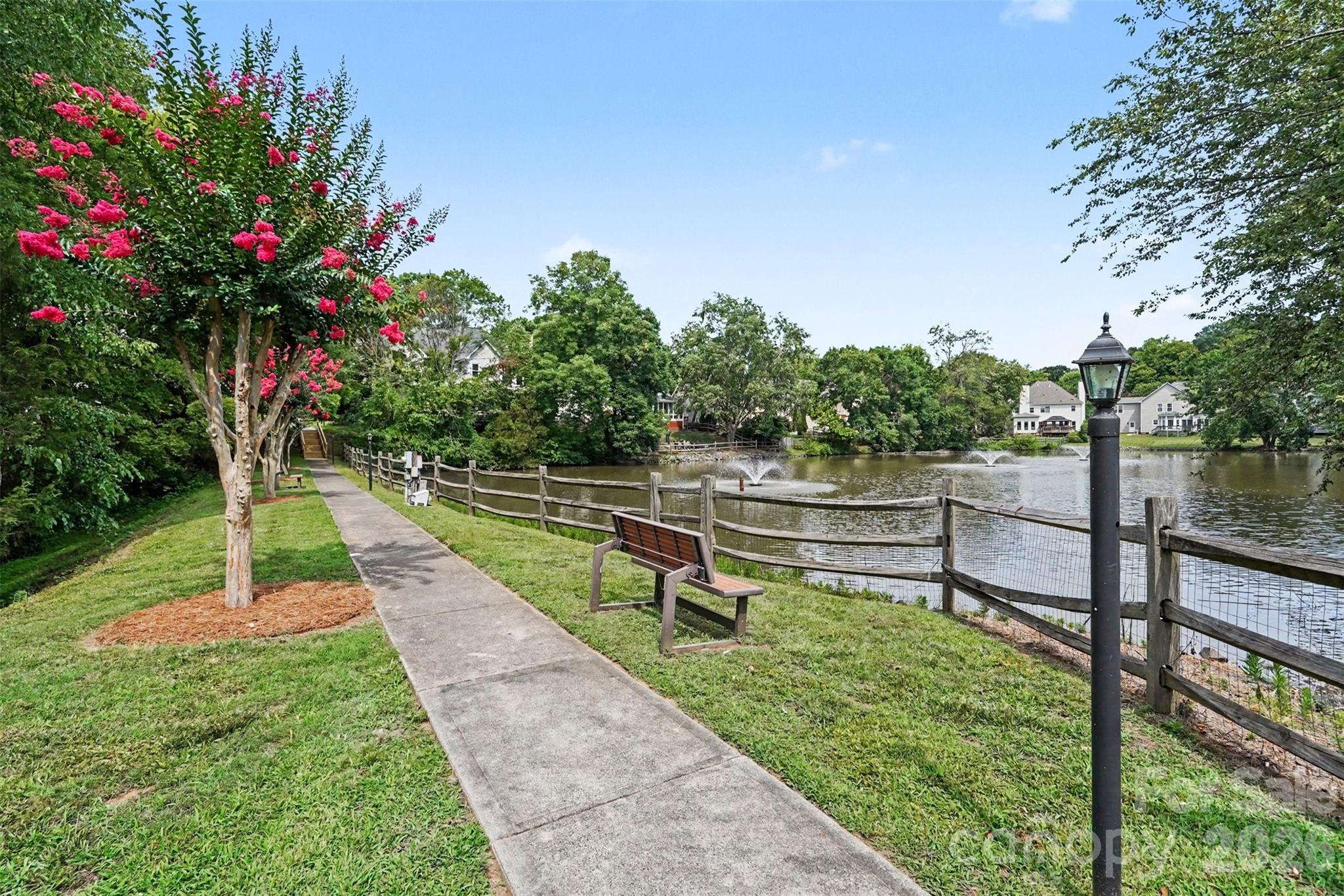 5917 Nuthatch Court — Charlotte