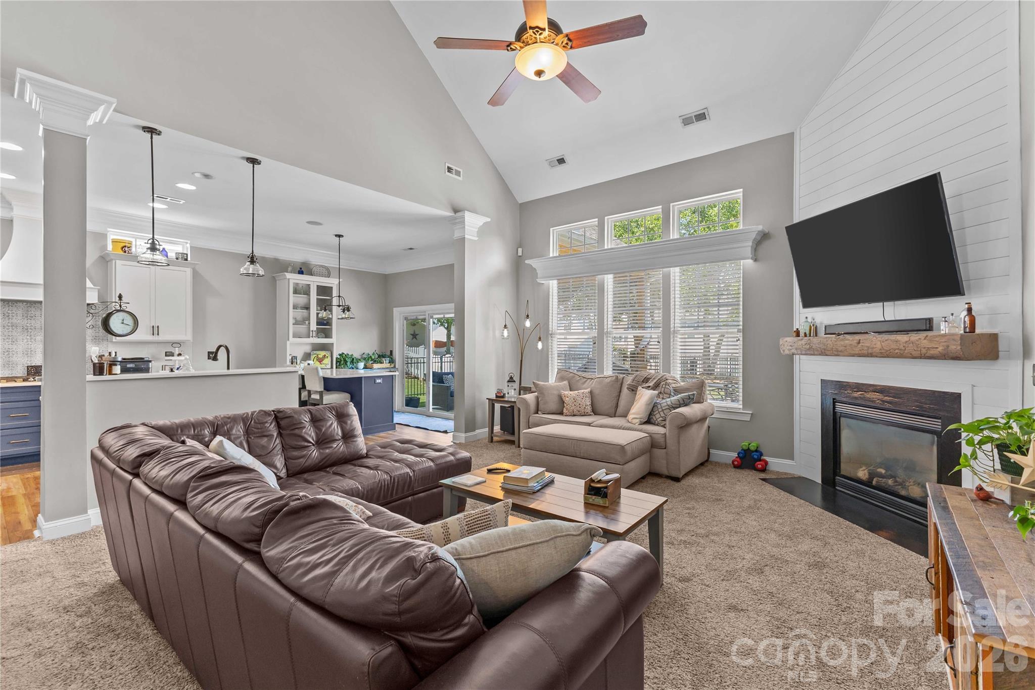 3560 Valiant Avenue SW — Concord