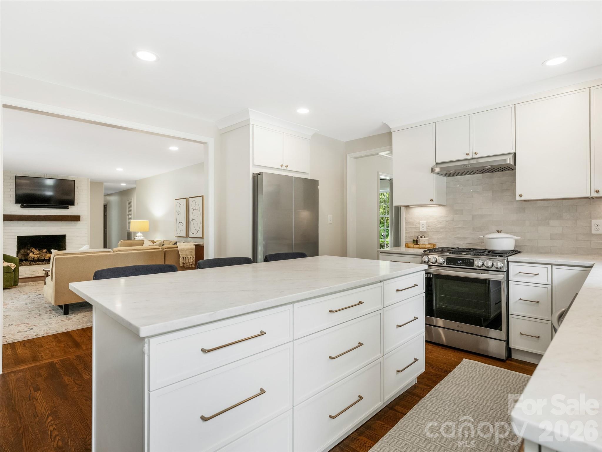 1301 E Barden Road — Charlotte