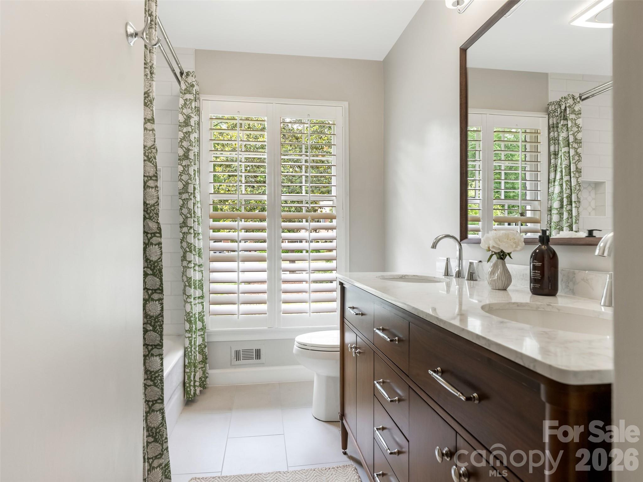 1301 E Barden Road — Charlotte