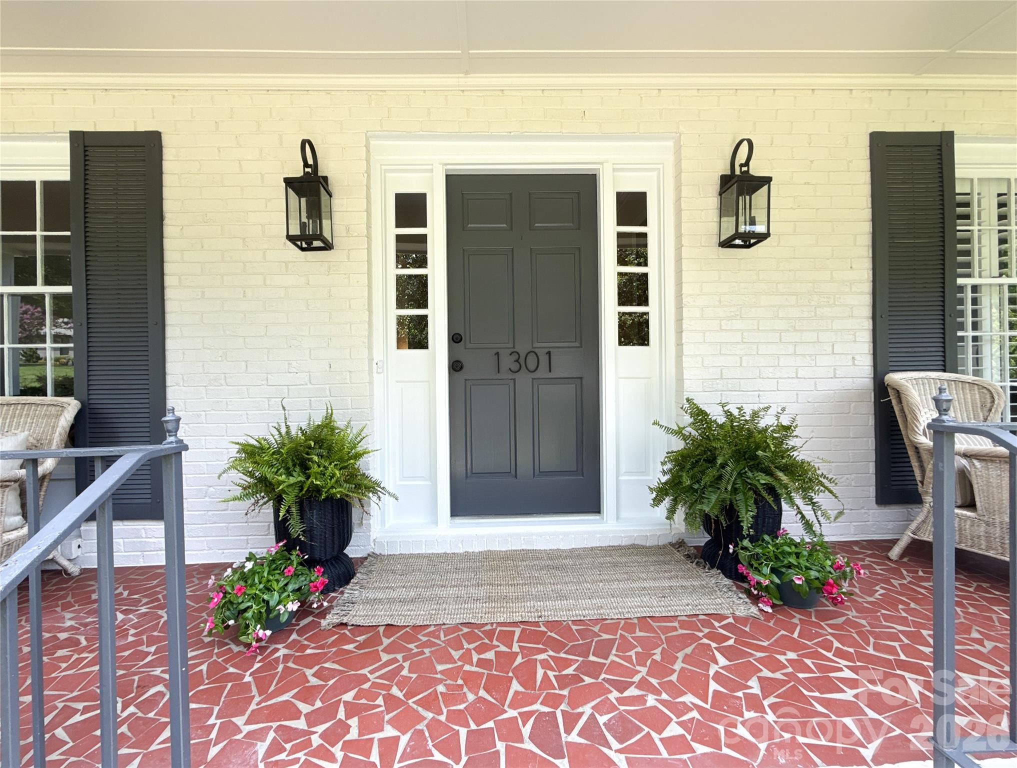 1301 E Barden Road — Charlotte