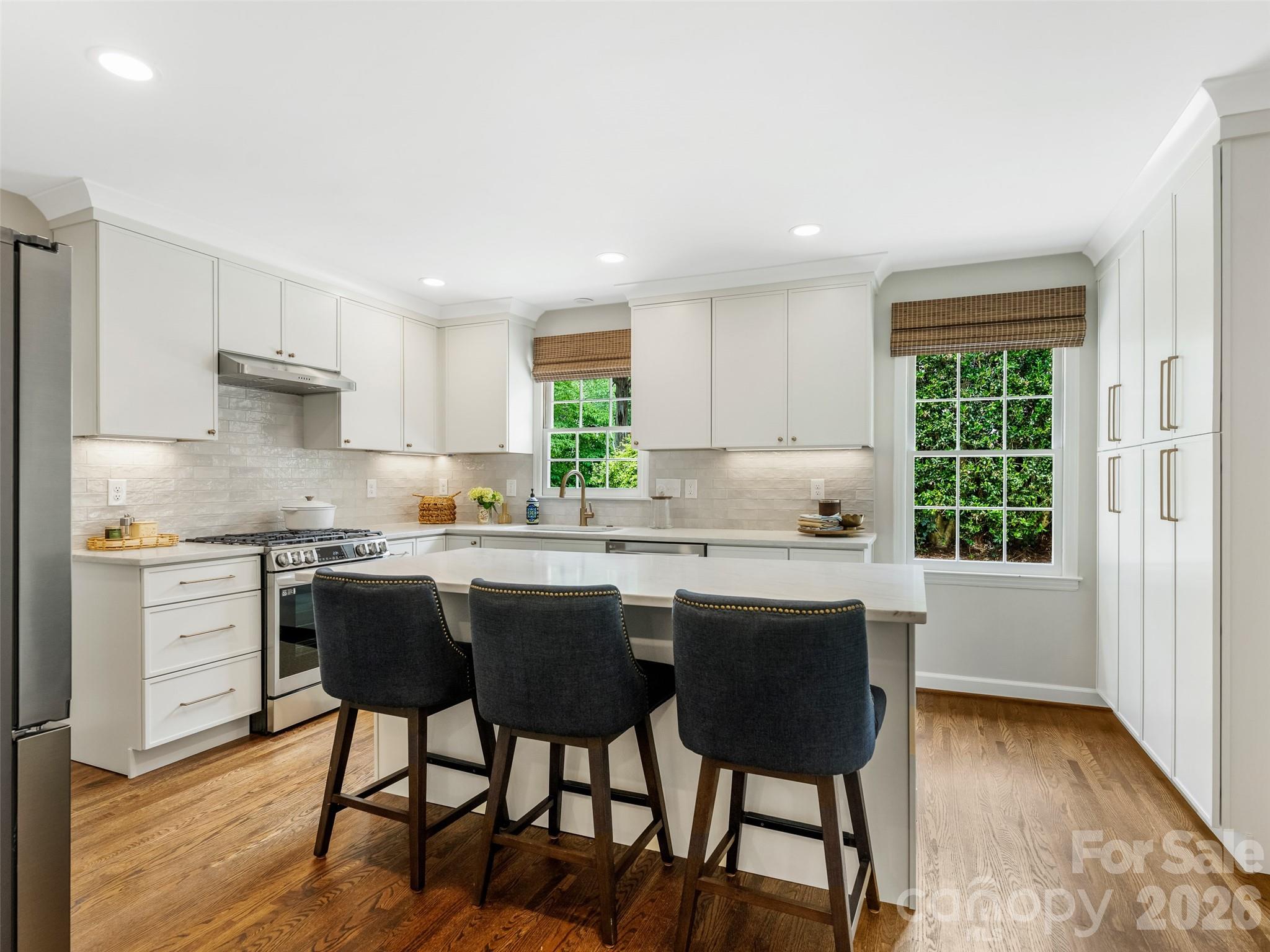 1301 E Barden Road — Charlotte
